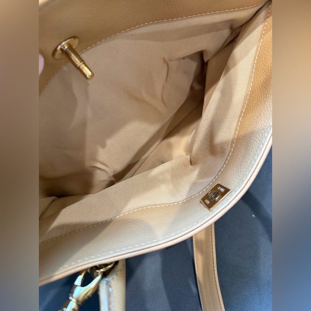 CHANEL Cerf Executive Tote Bag Beige