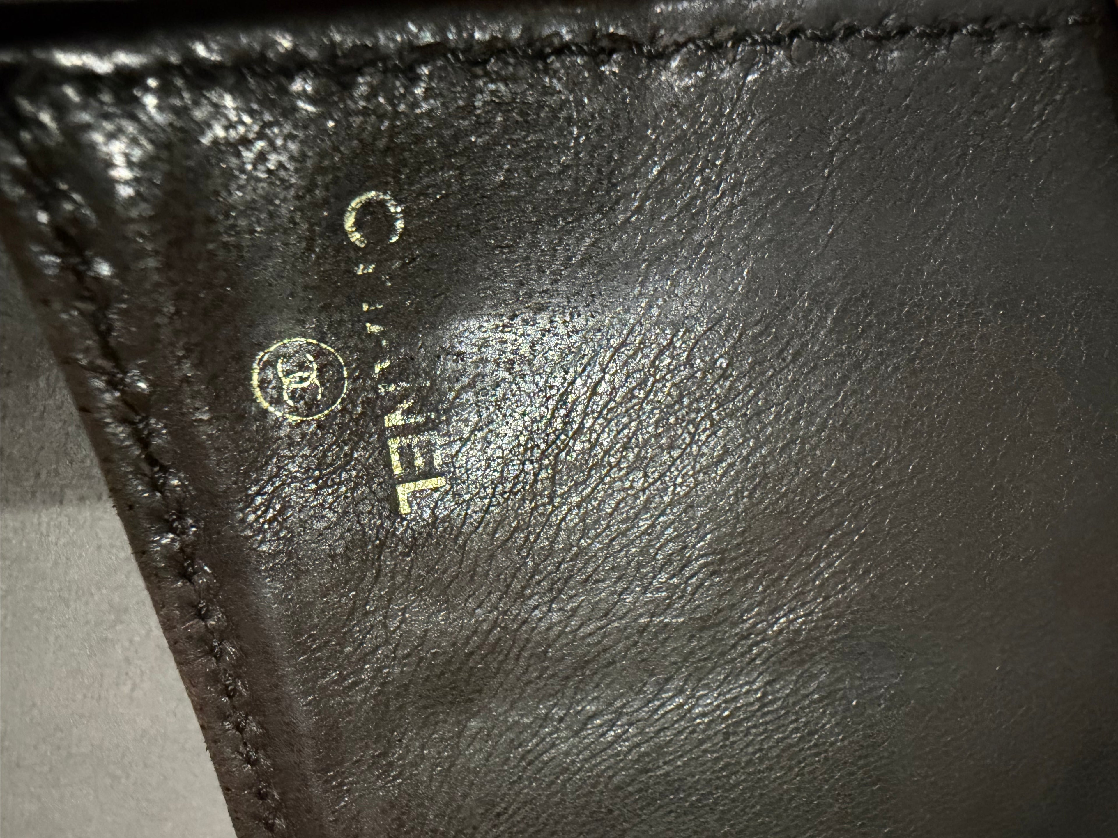 Chanel caviar black wallet on chain