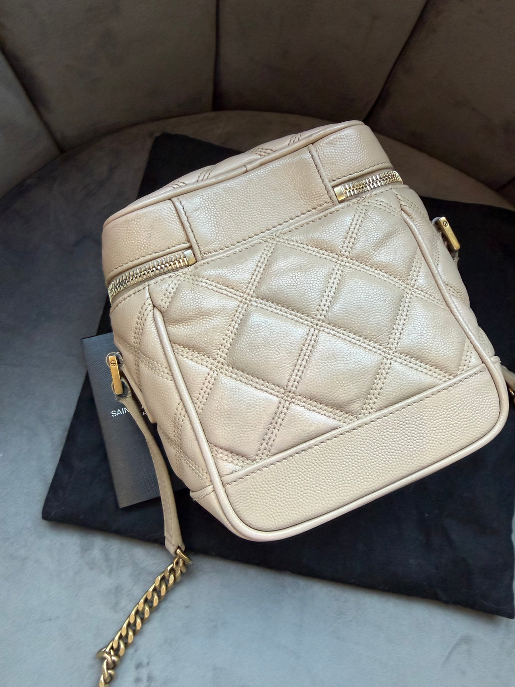 YVES SAINT LAURENT 80s Vanity Bag in Beige
