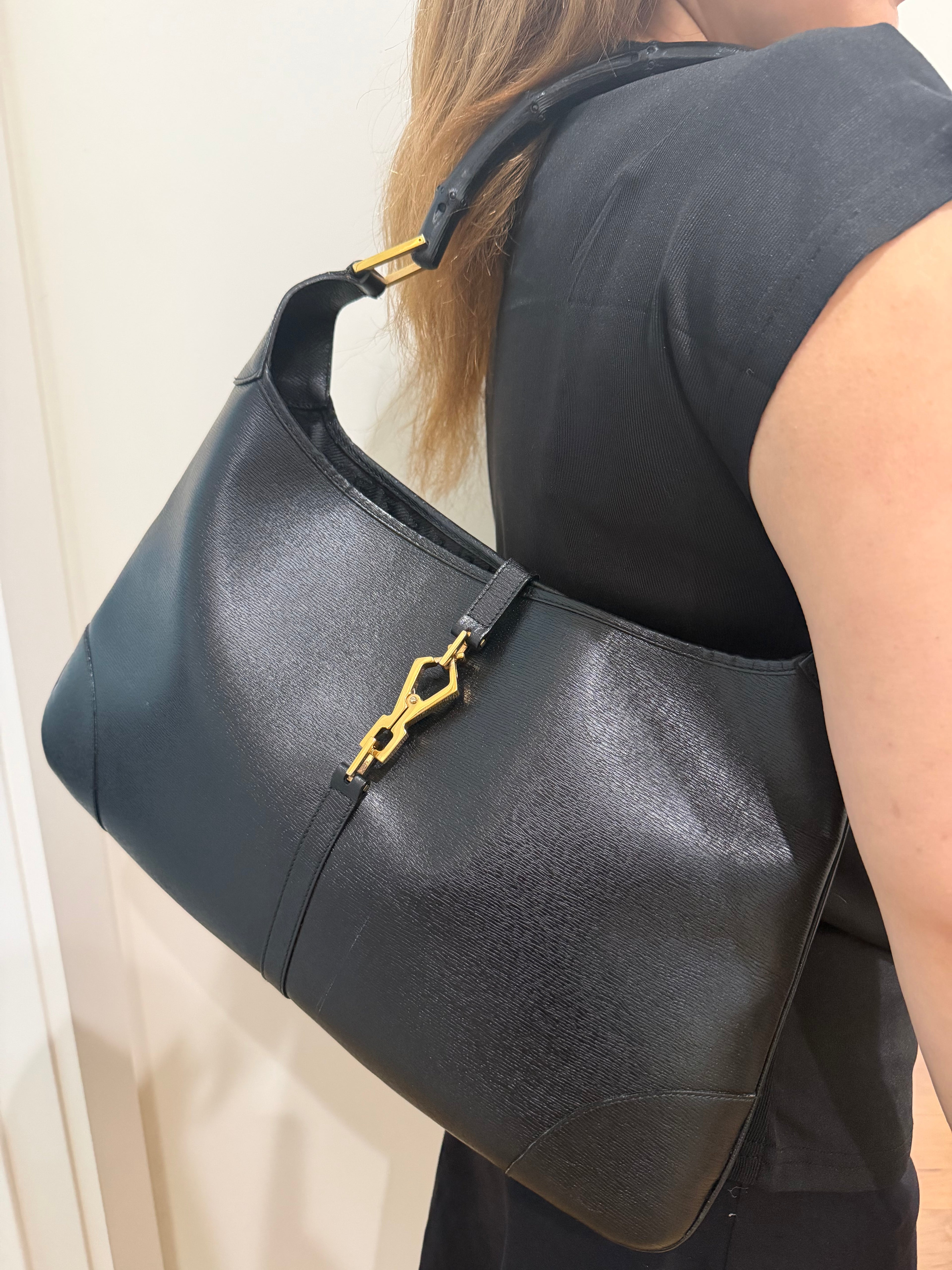 Gucci Jackie Hobo Bag Black Leather Gold Hardware Shoulder Bag