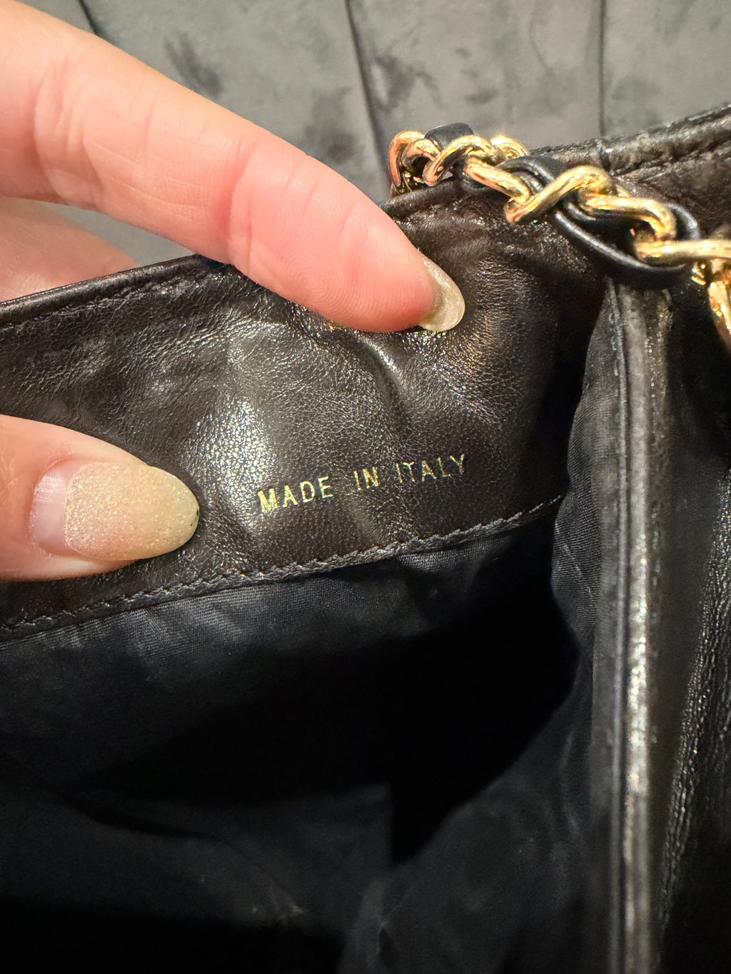 Chanel caviar black wallet on chain