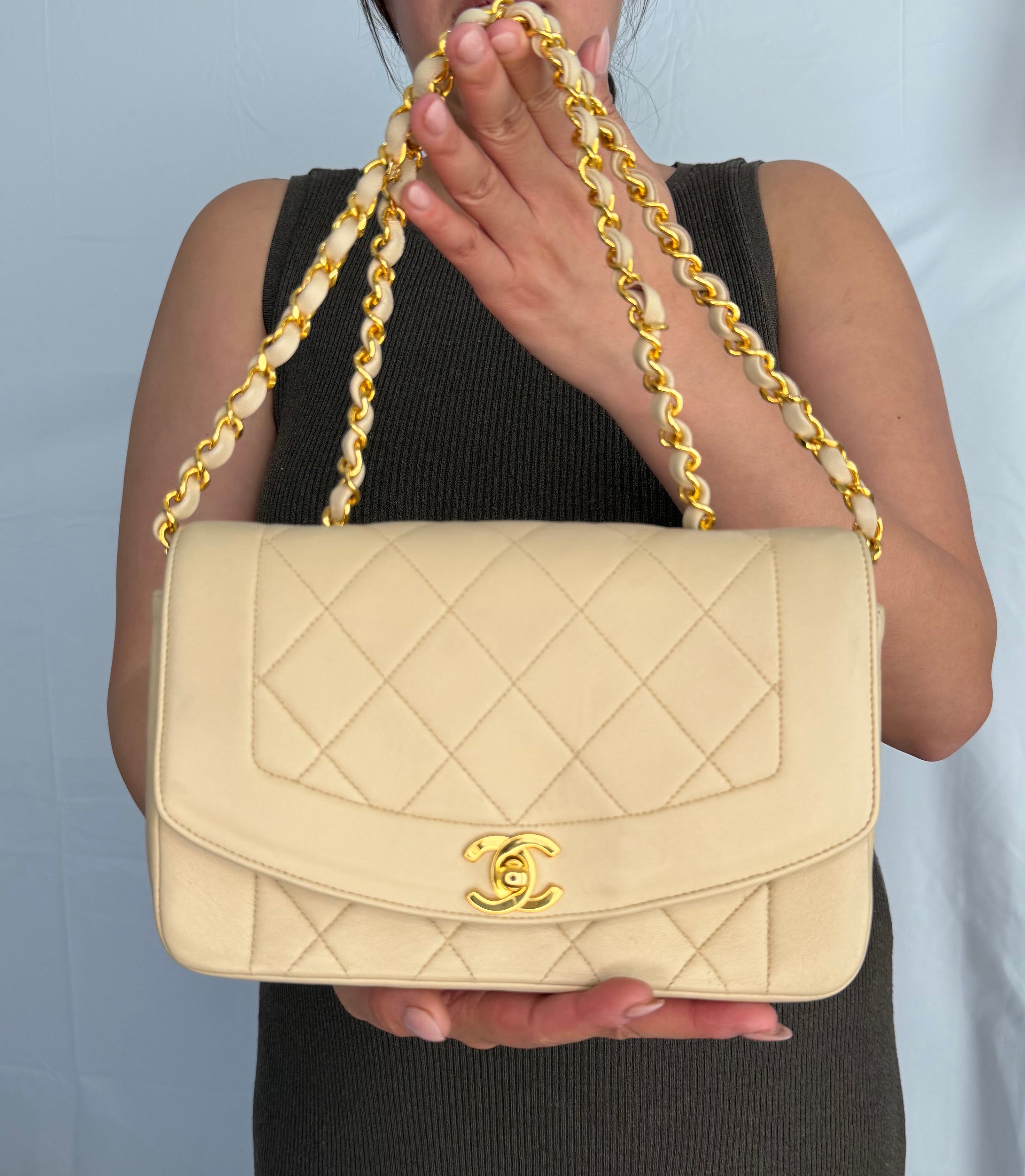 Chanel Diana Flap Bag Beige Lambskin 24k Gold Hardware Vintage Shoulder Bag