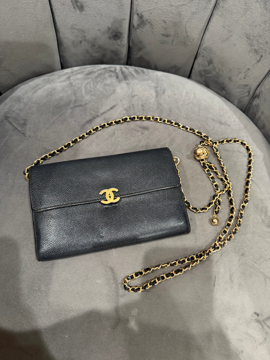 Chanel caviar black wallet on chain