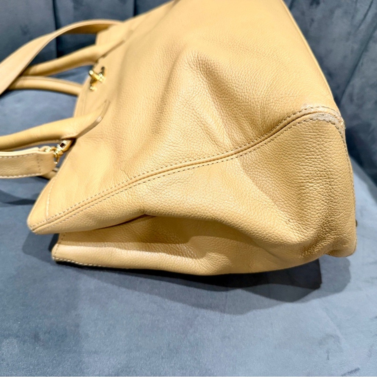 CHANEL Cerf Exec Tote Bag 24k Gold