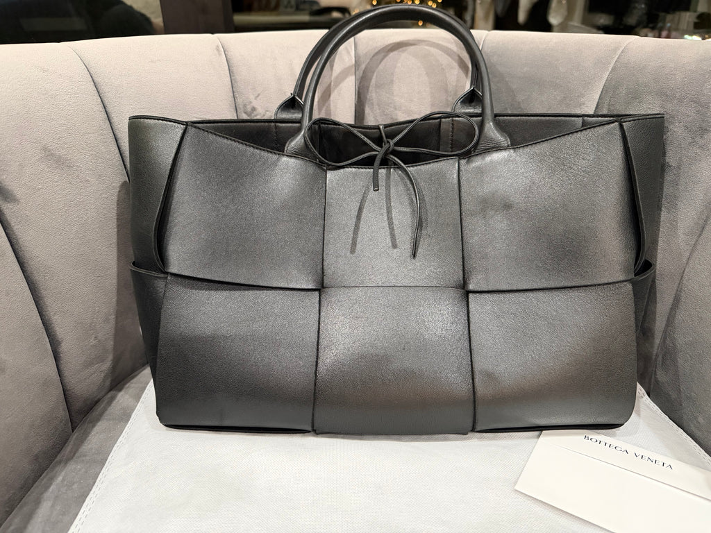 Bottega Arco Intreccio Quilted Leather Tote Black Bag