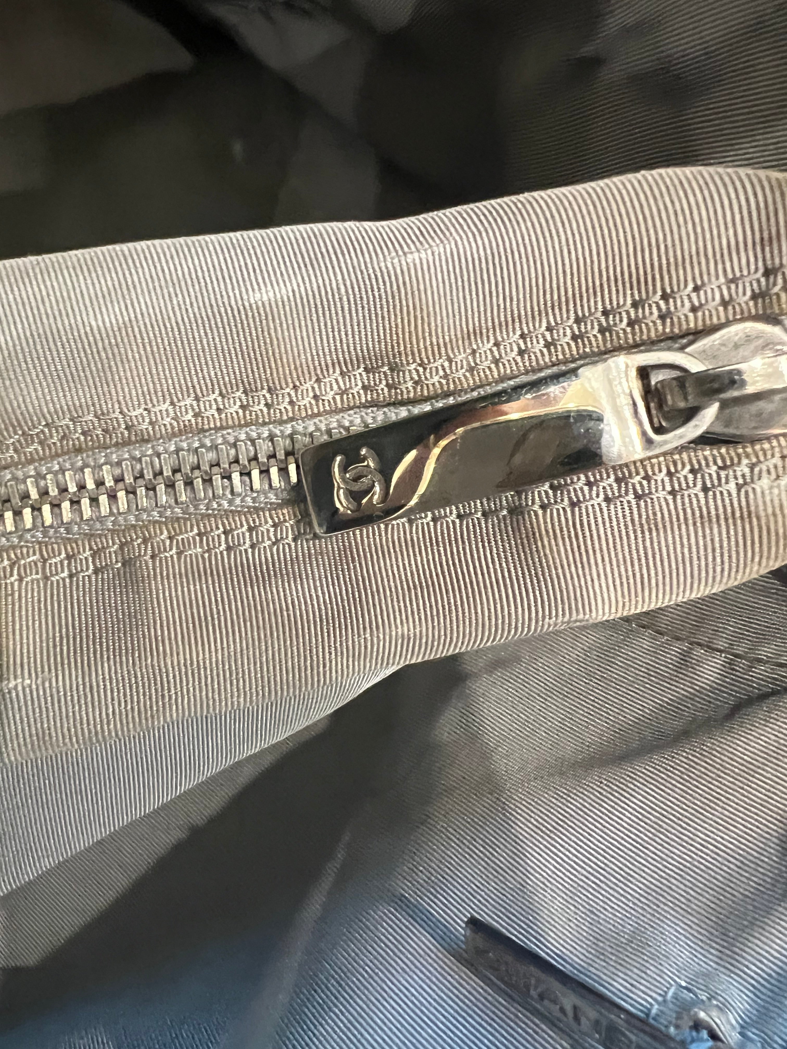 CHANEL Executive Cerf Tote