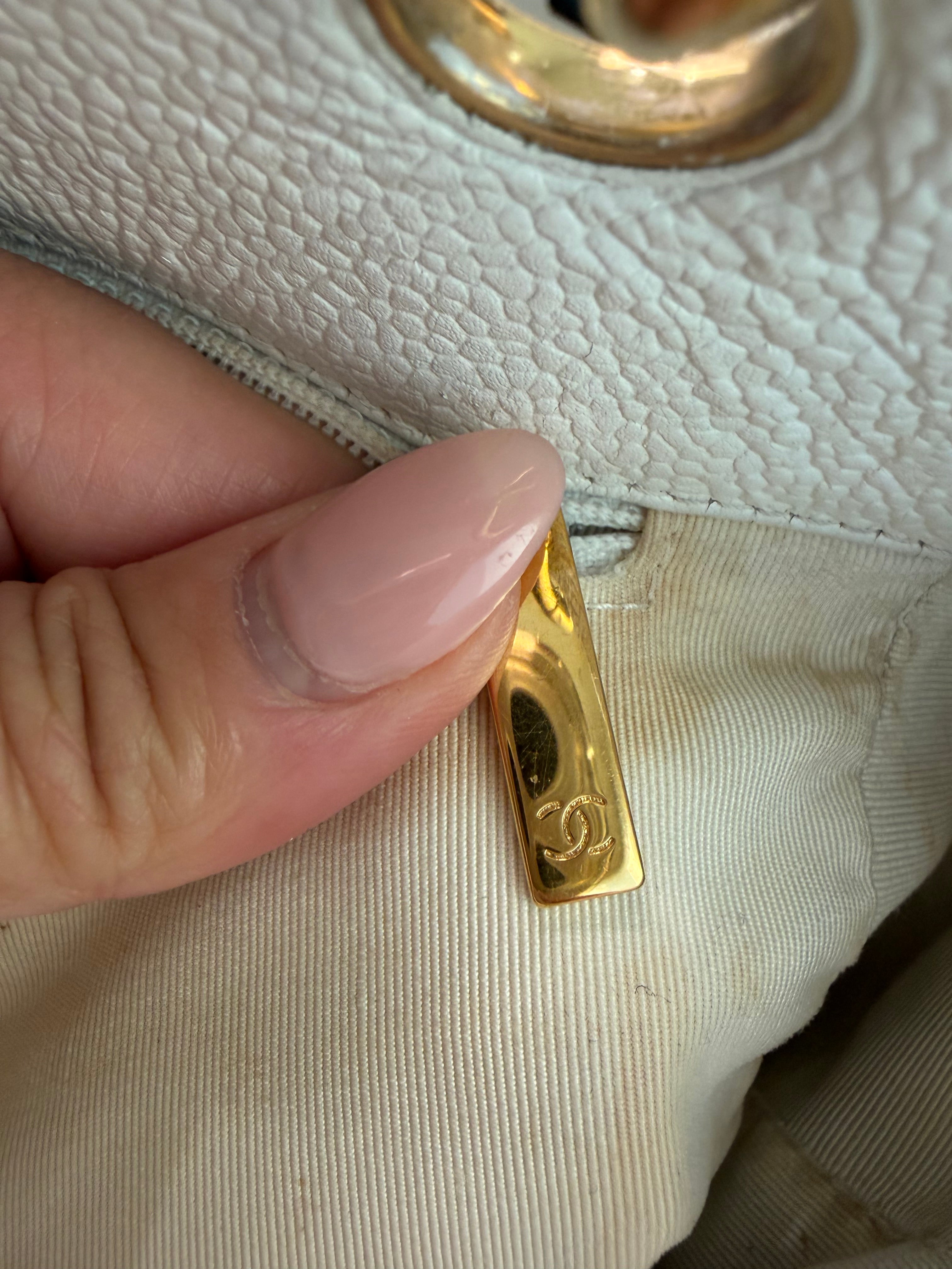 CHANEL Vintage Ivory Caviar Quilted Petite Shopping Tote PST