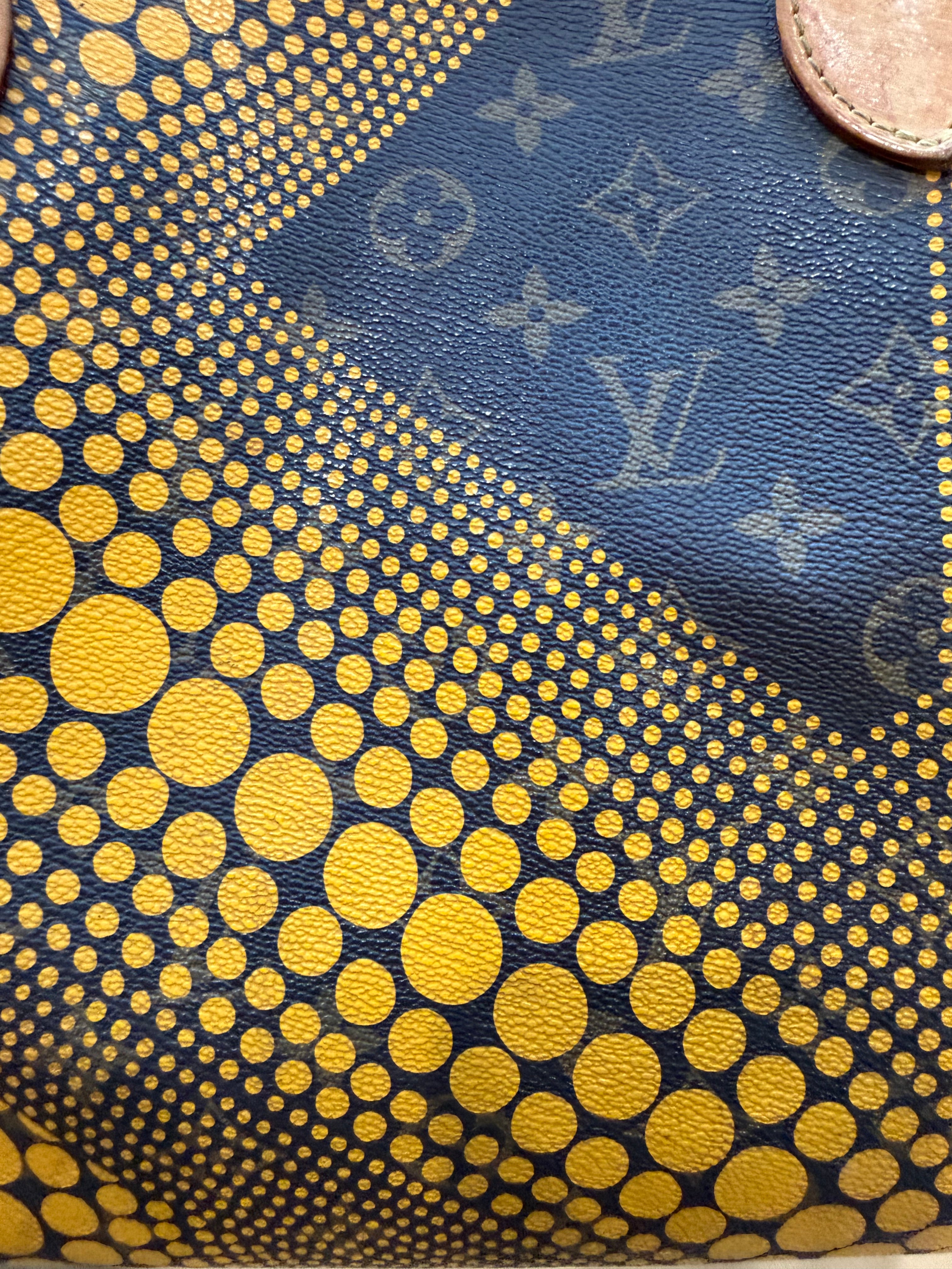 Rare Louis Vuitton Yayoi Kusama Collab Tote Bag Yellow Wave Neverfull MM
