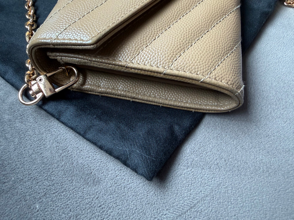 Beige YSL cassandre wallet on chain