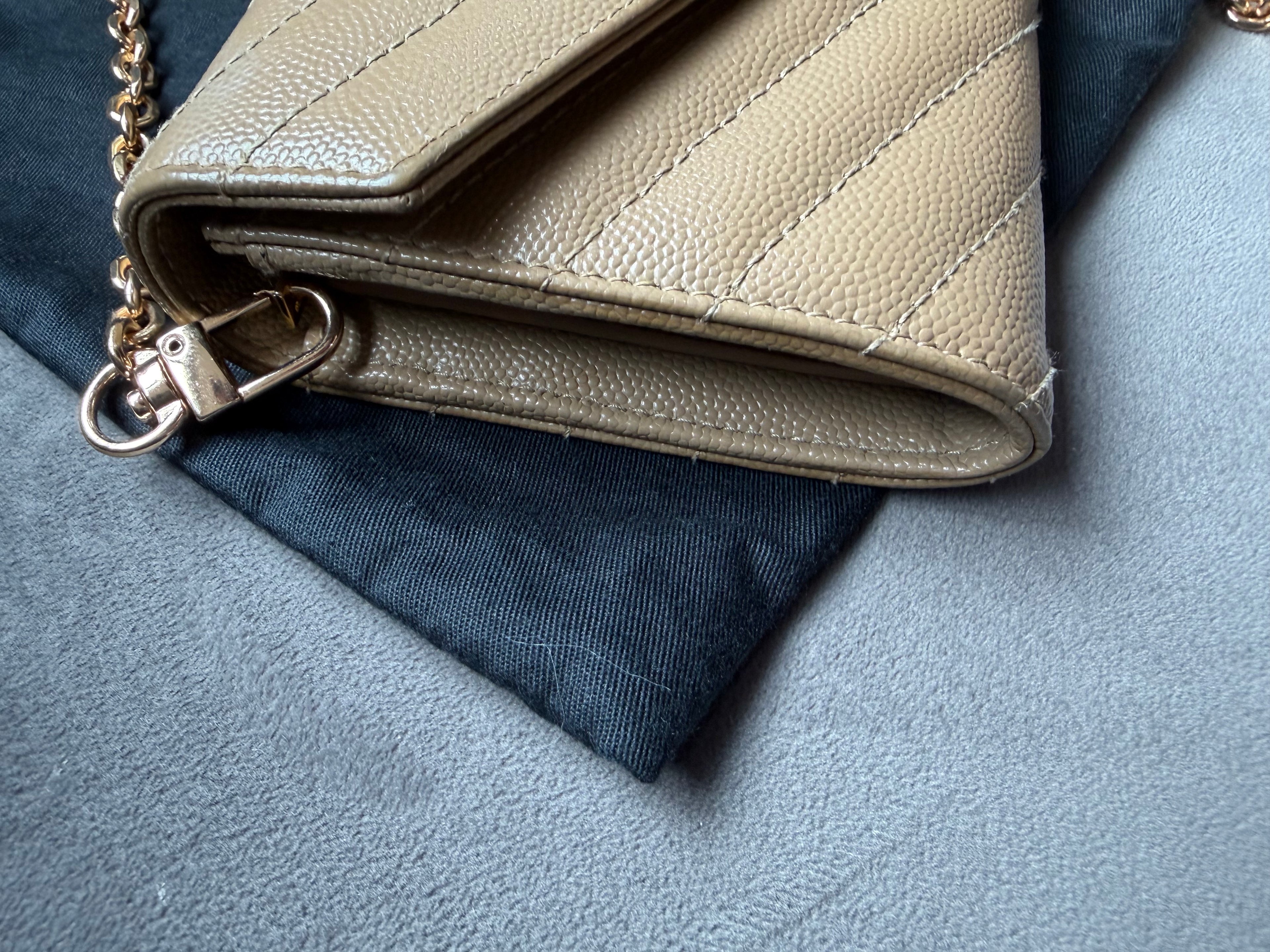 Beige YSL cassandre wallet on chain
