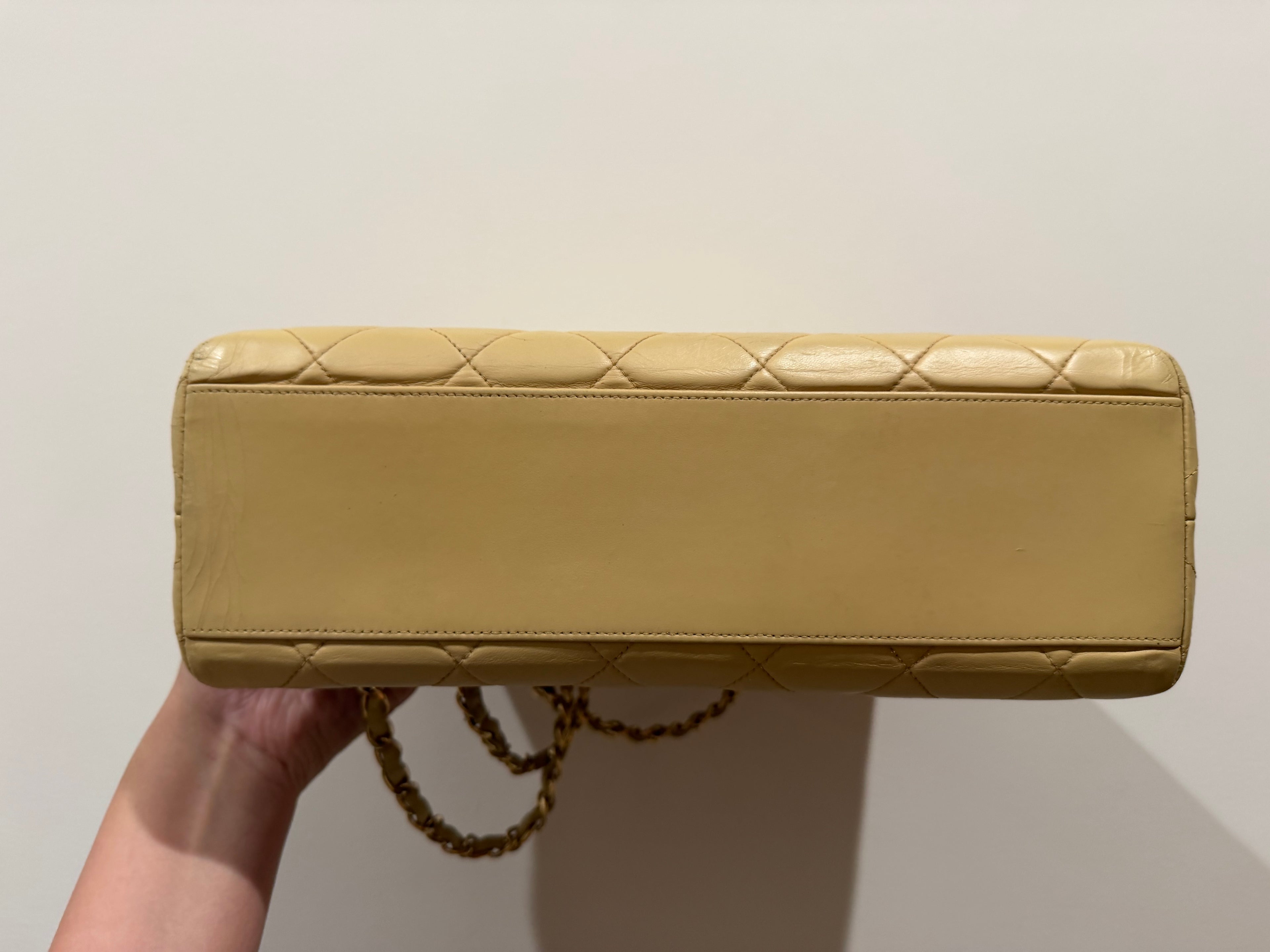 Vintage Chanel Quilted Chain Tote Beige Lambskin 24k gold hardware