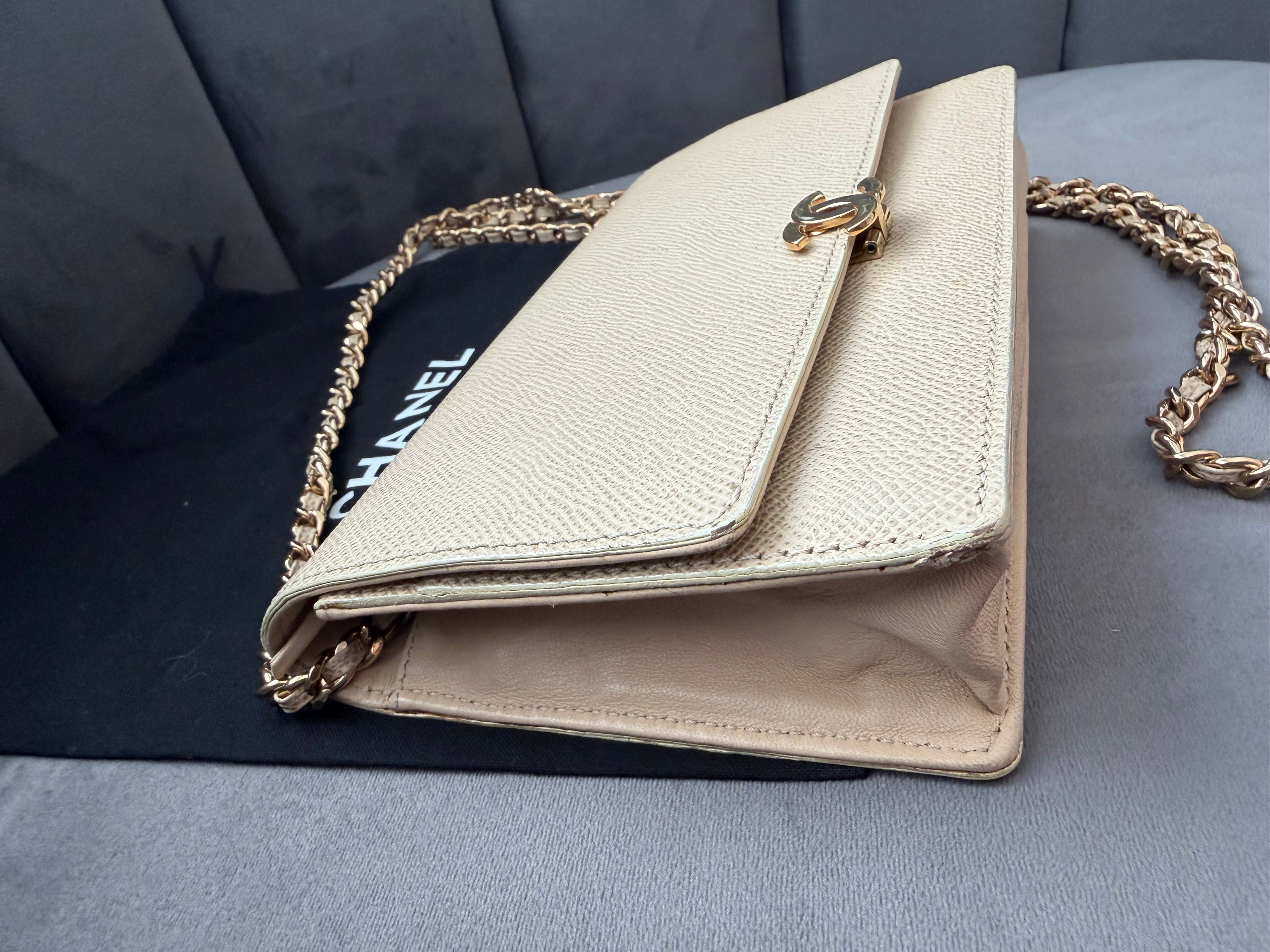 Chanel Vintage Beige wallet on chain crossbody bag with gold hardware caviar