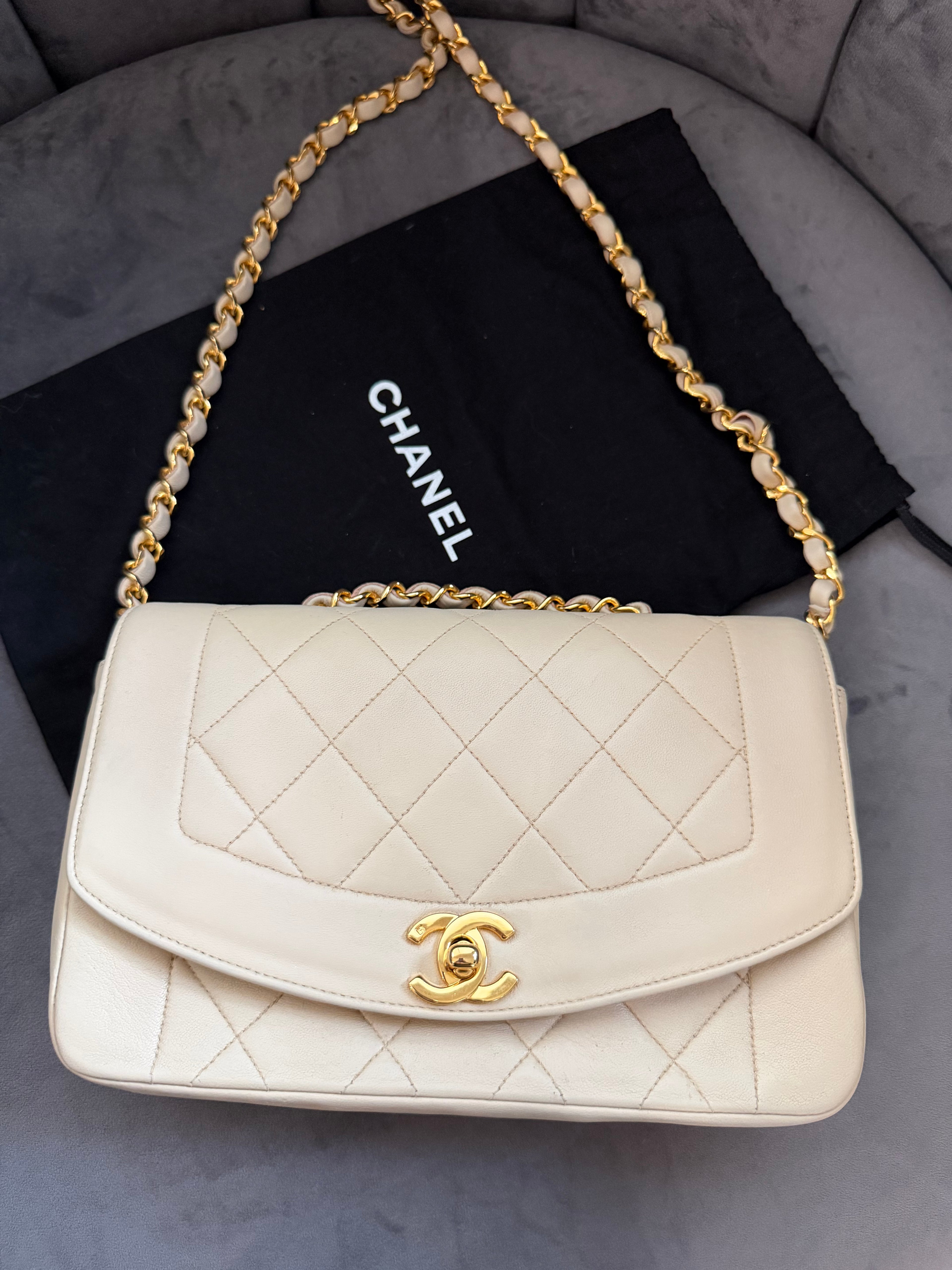 Chanel Diana Flap Bag Beige Lambskin 24k Gold Hardware Vintage Shoulder Bag