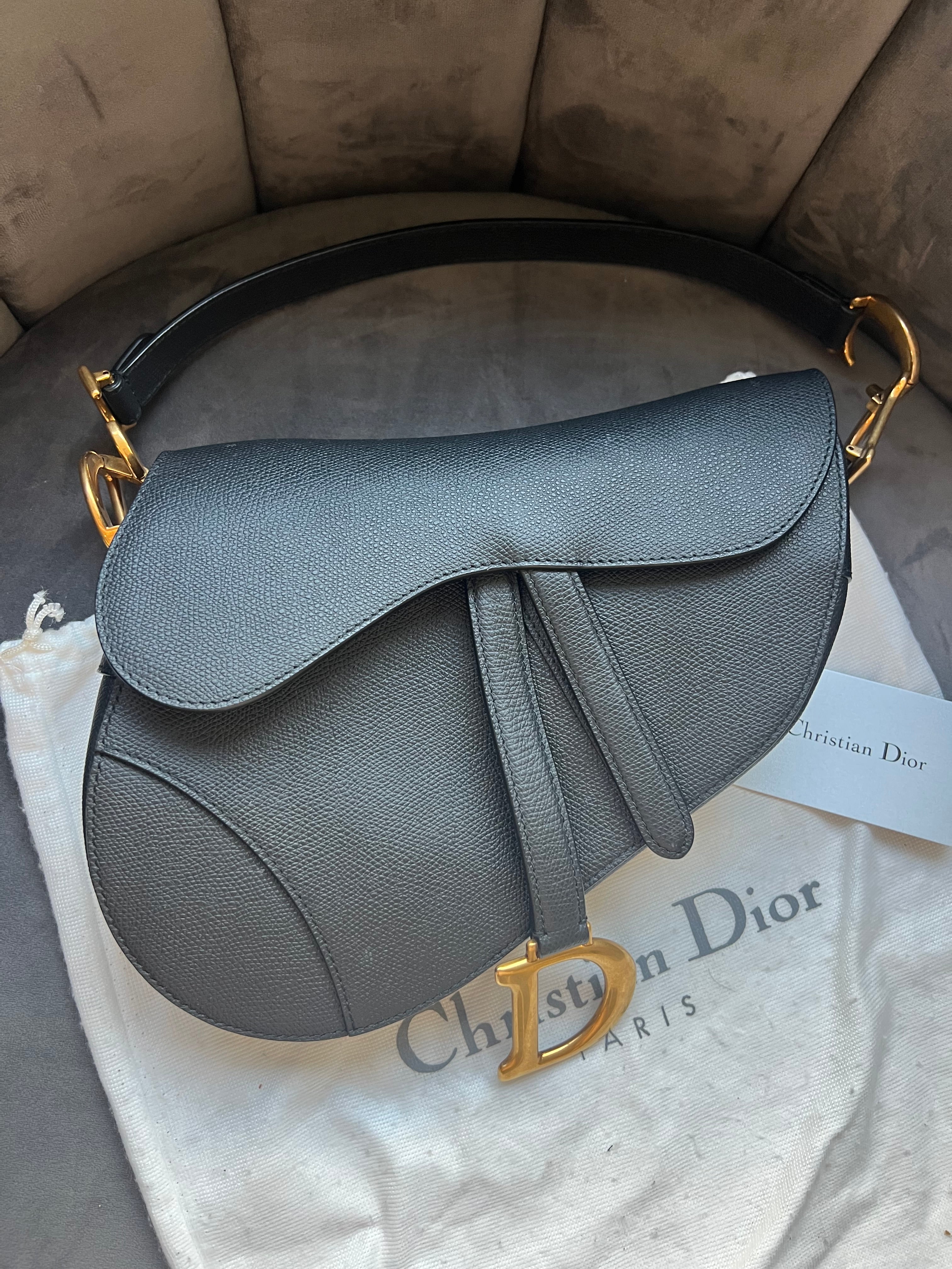 Dior Saddle Shoulder Bag Medium Grained black leather