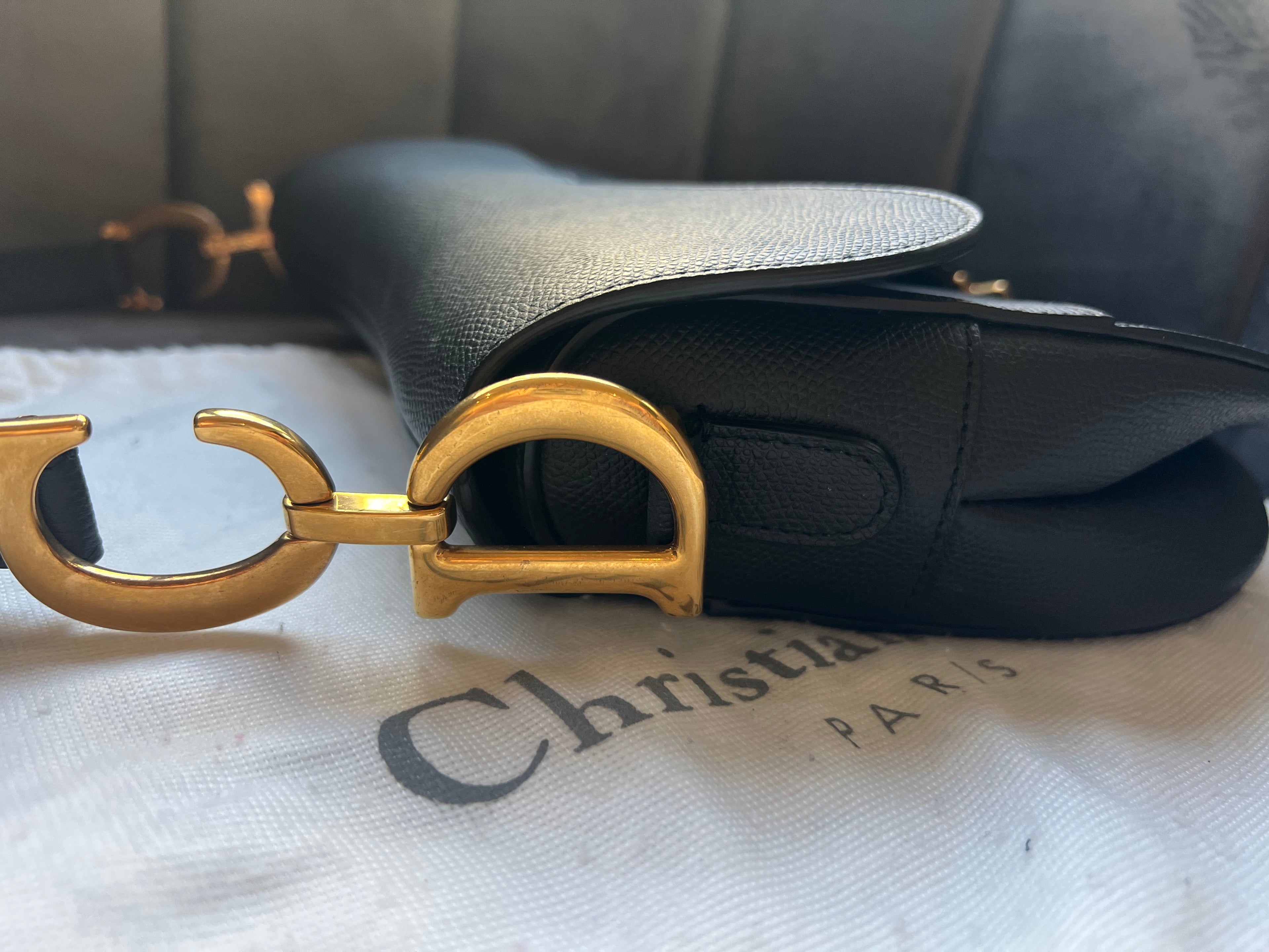 Dior Saddle Shoulder Bag Medium Grained black leather