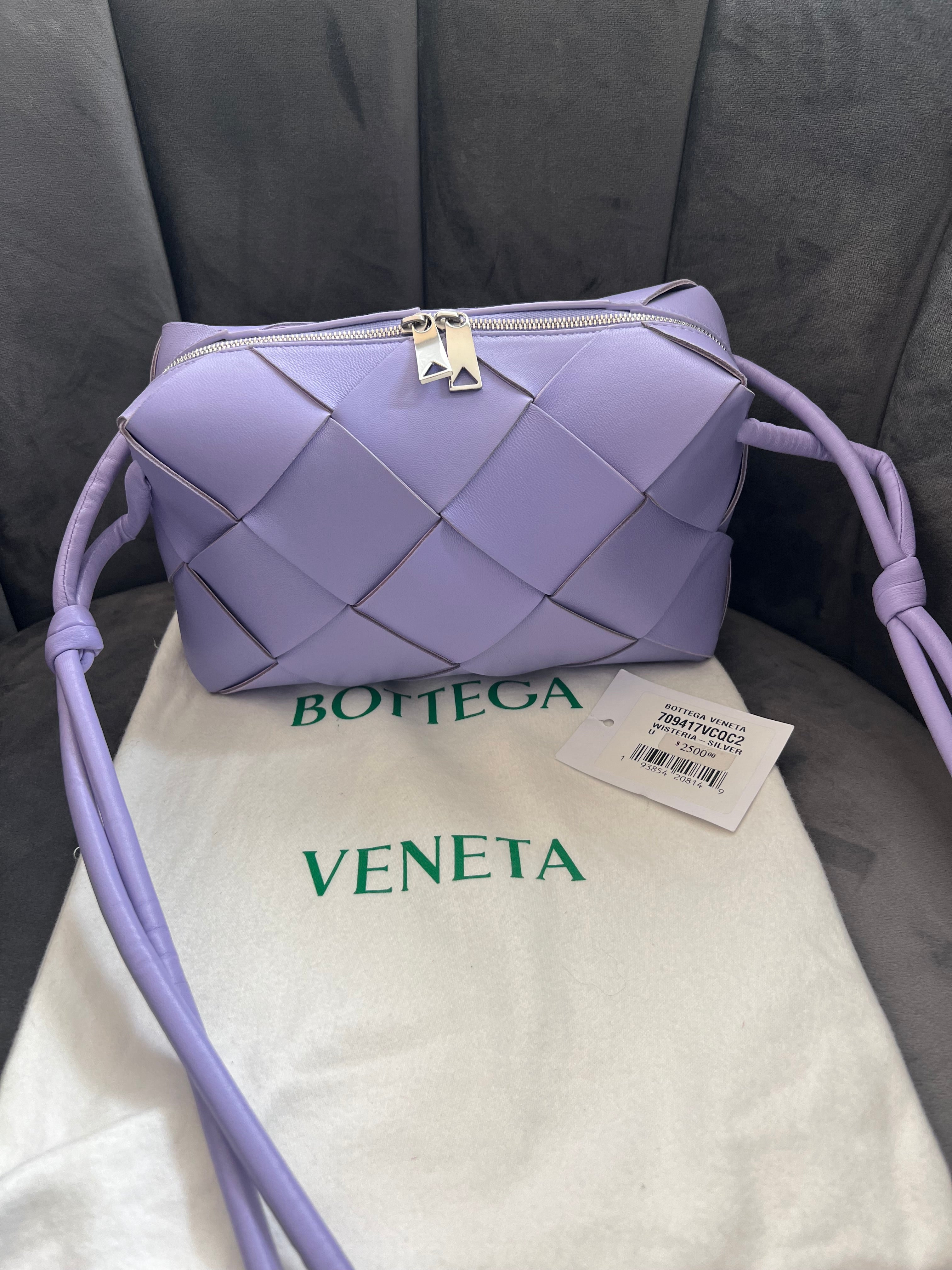 Bottega Veneta Intrecciato Cassette Camera Bag in Wisteria