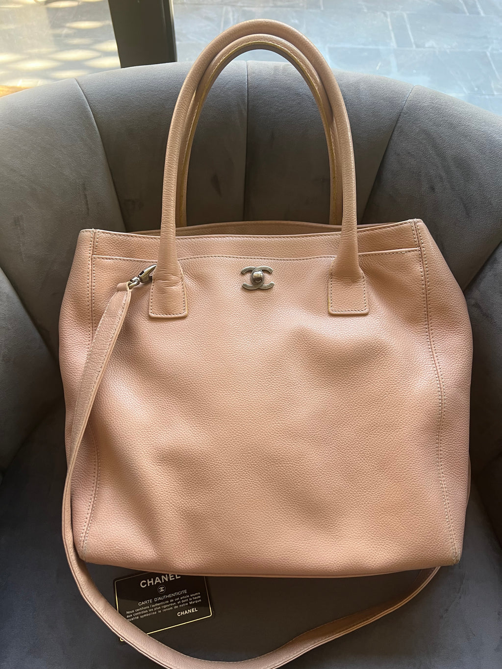 Vintage Chanel Cerf Tote beige