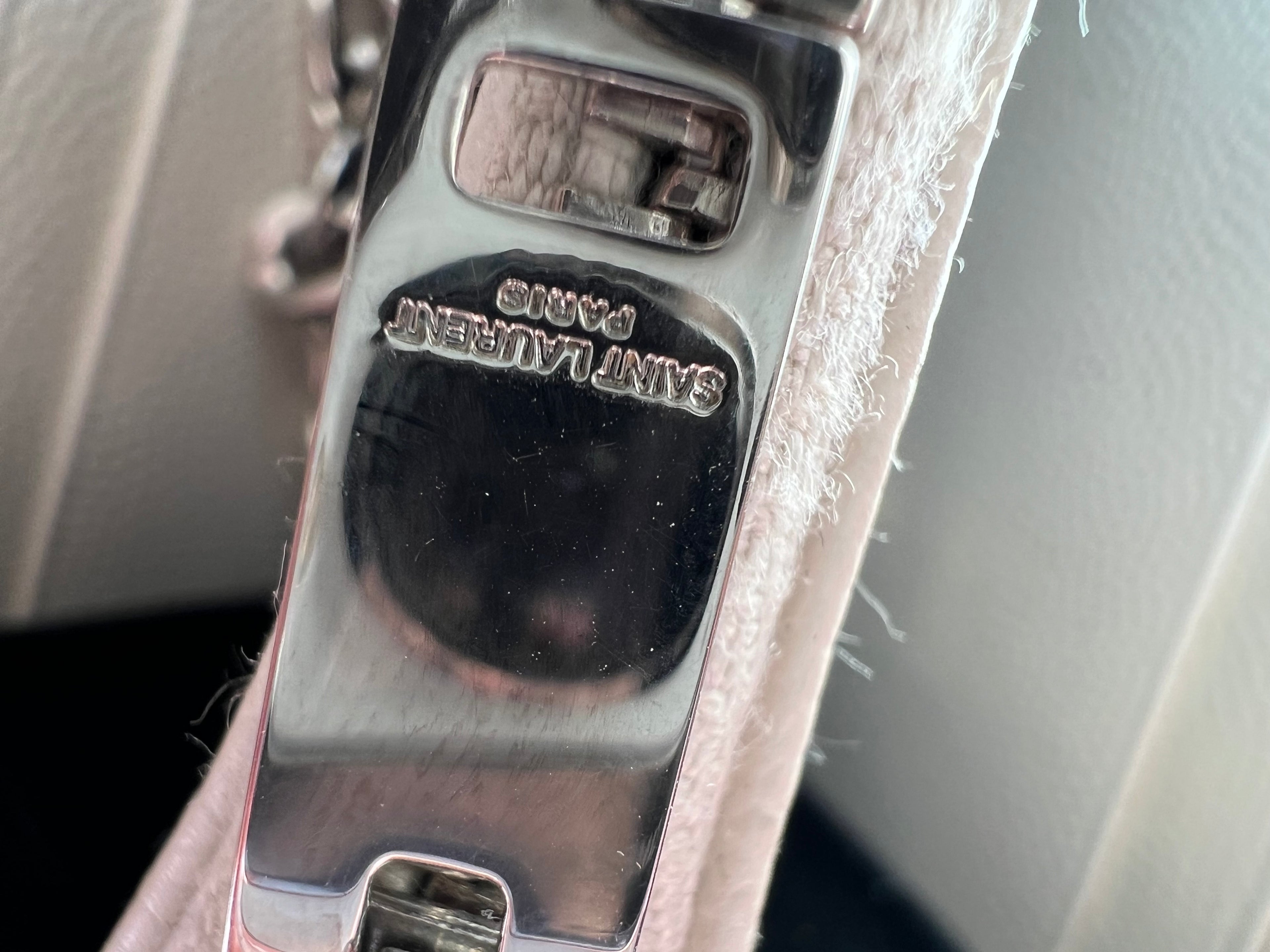 YSL Cassandre Wallet on Chain