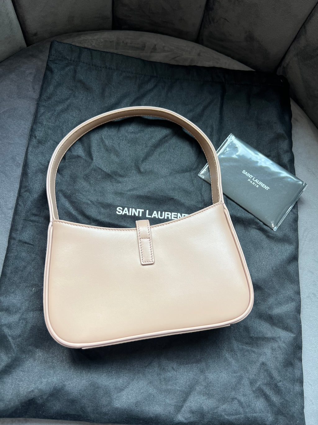 YSL  Le 5 A 7 Hobo Rosy Sand
