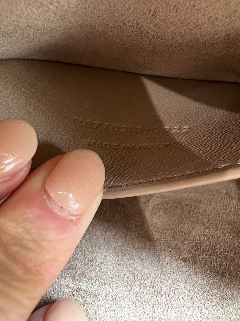 YSL  Le 5 A 7 Hobo Rosy Sand
