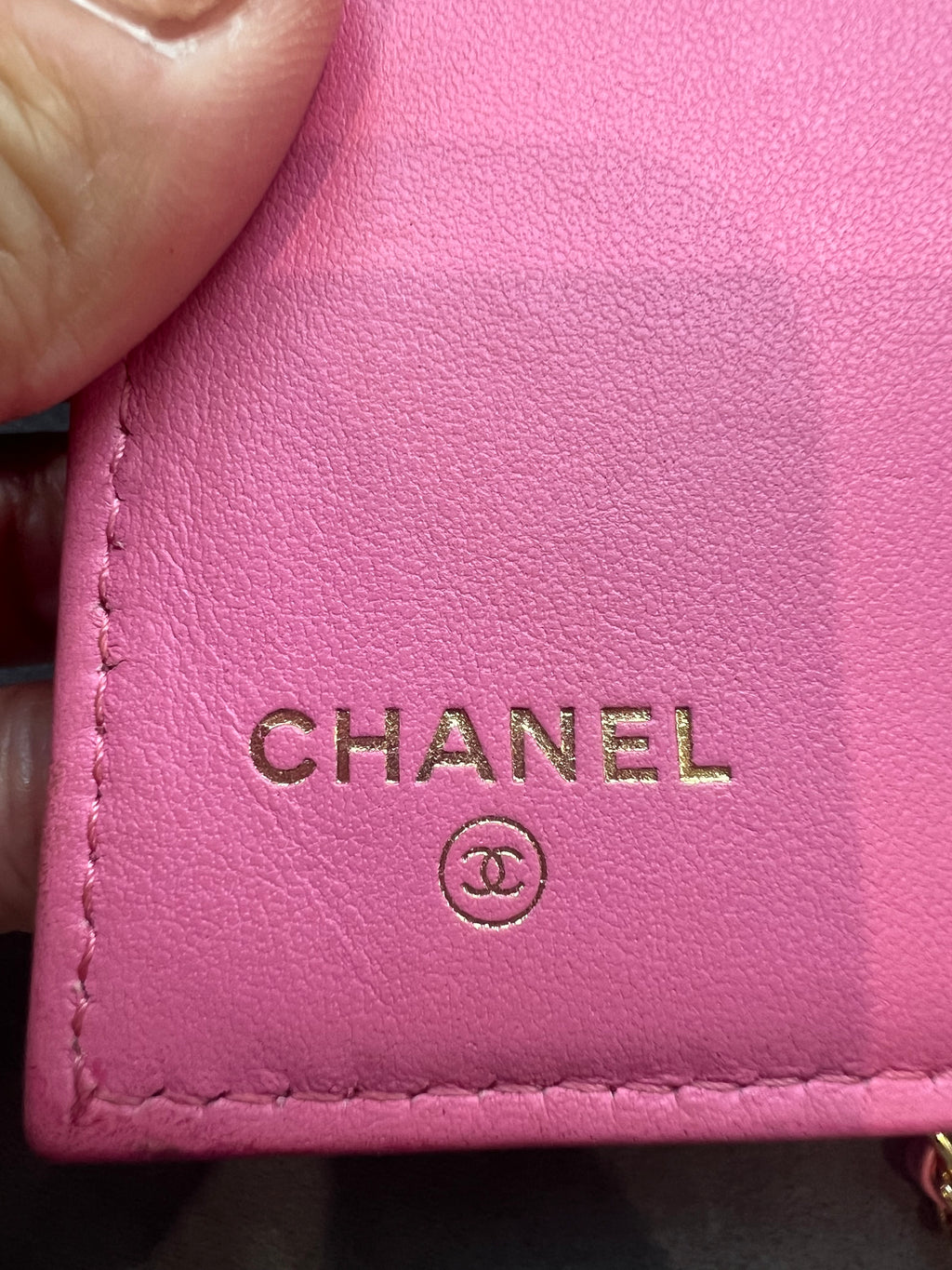 Chanel caviar mini wallet on chain