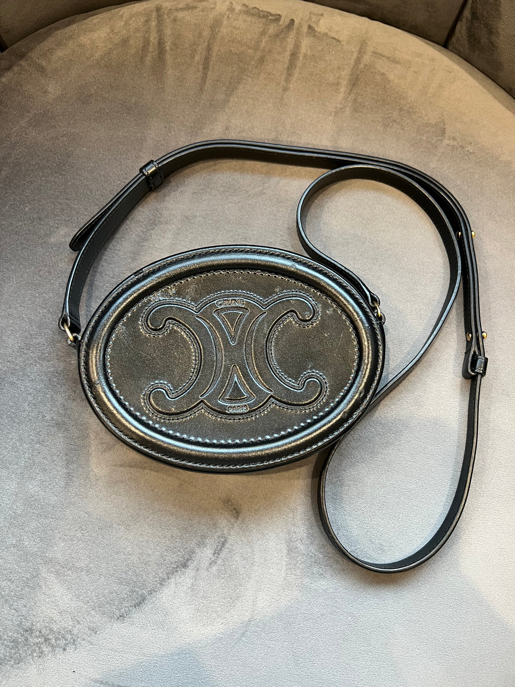 Celine oval triomphe crossbodh