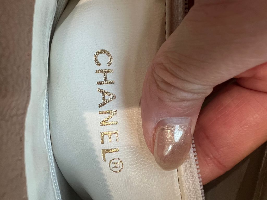 Chanel Caviar 24k Turnlock Tote Bag