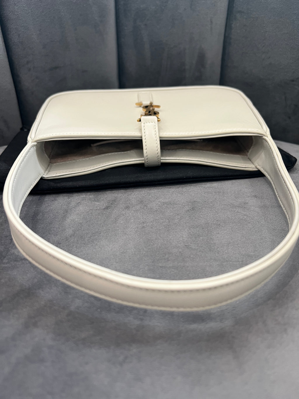 MINI LE 5 À 7 HOBO BAG