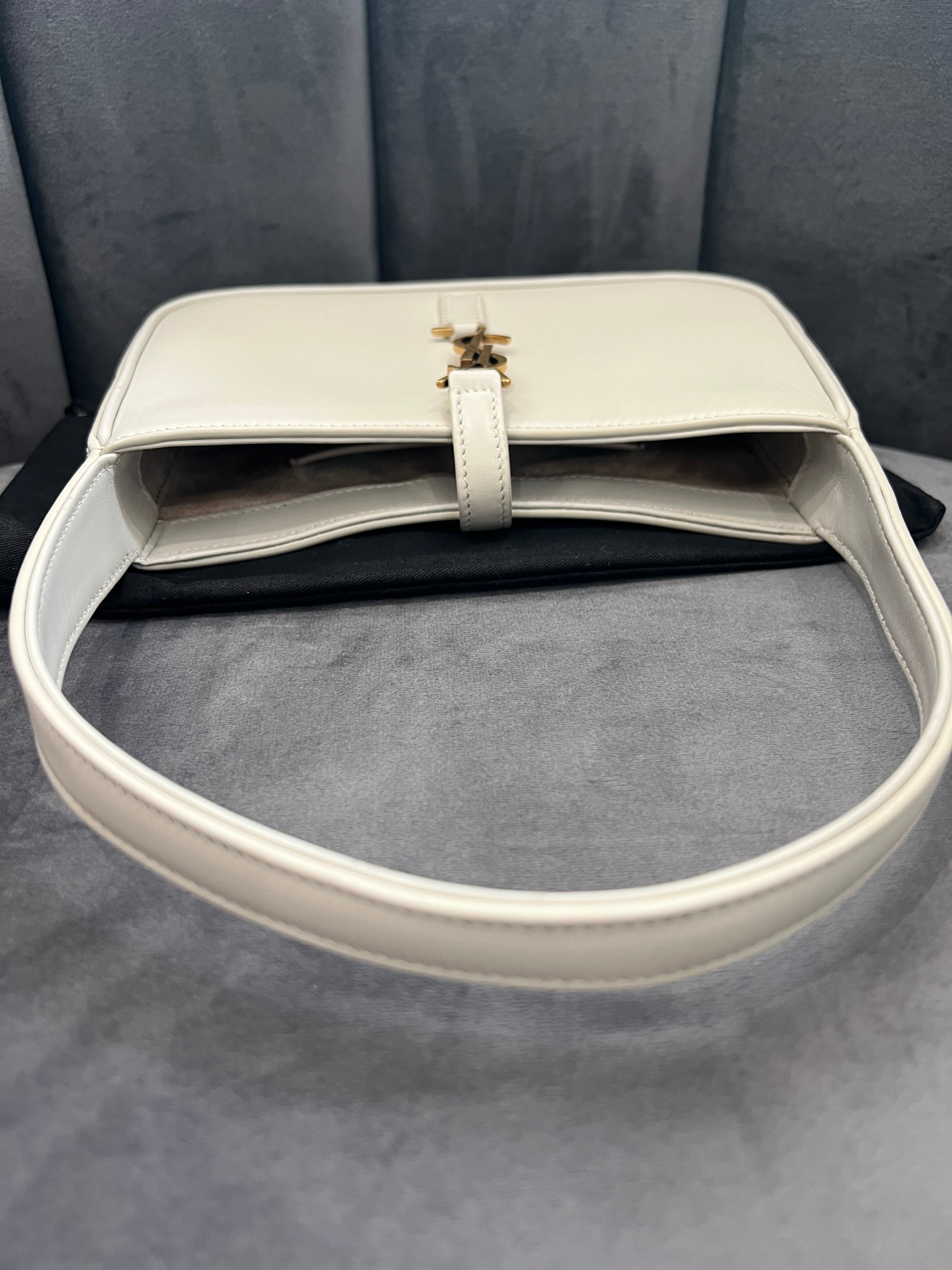 MINI LE 5 À 7 HOBO BAG