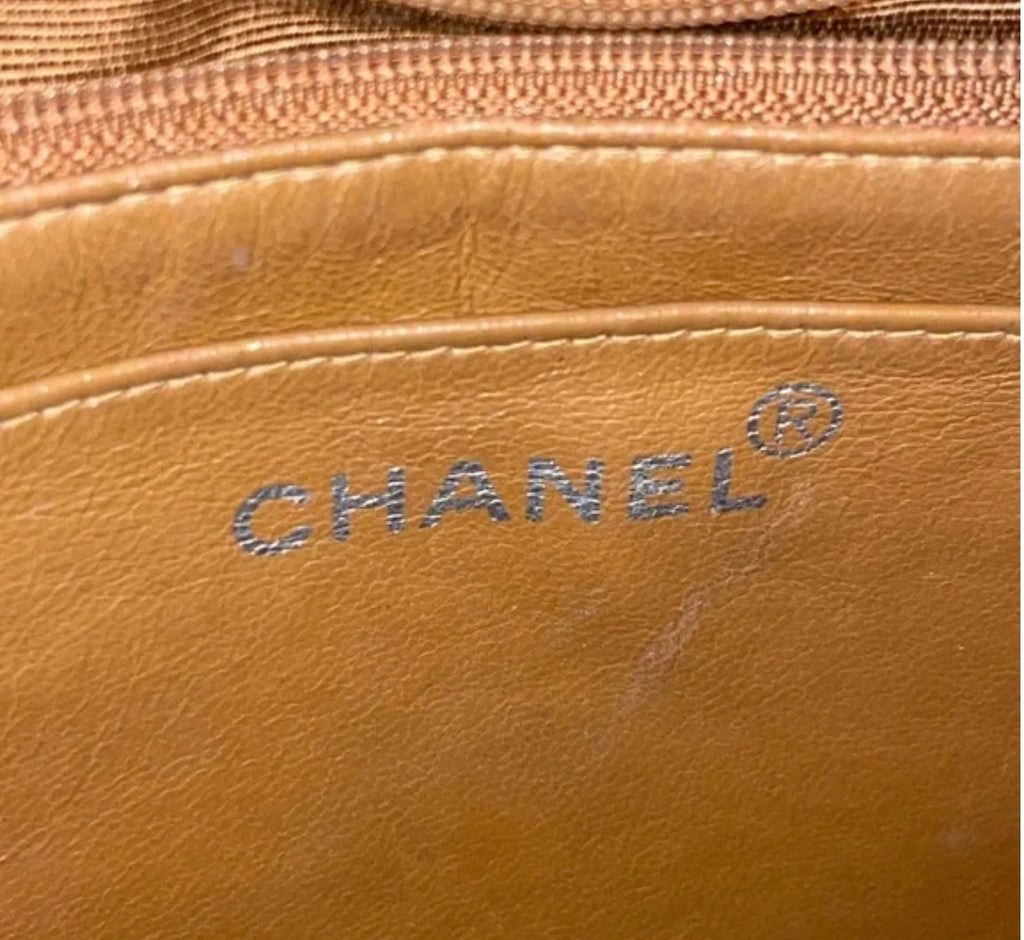 Chanel Kelly vintage turn lock shoulder bag