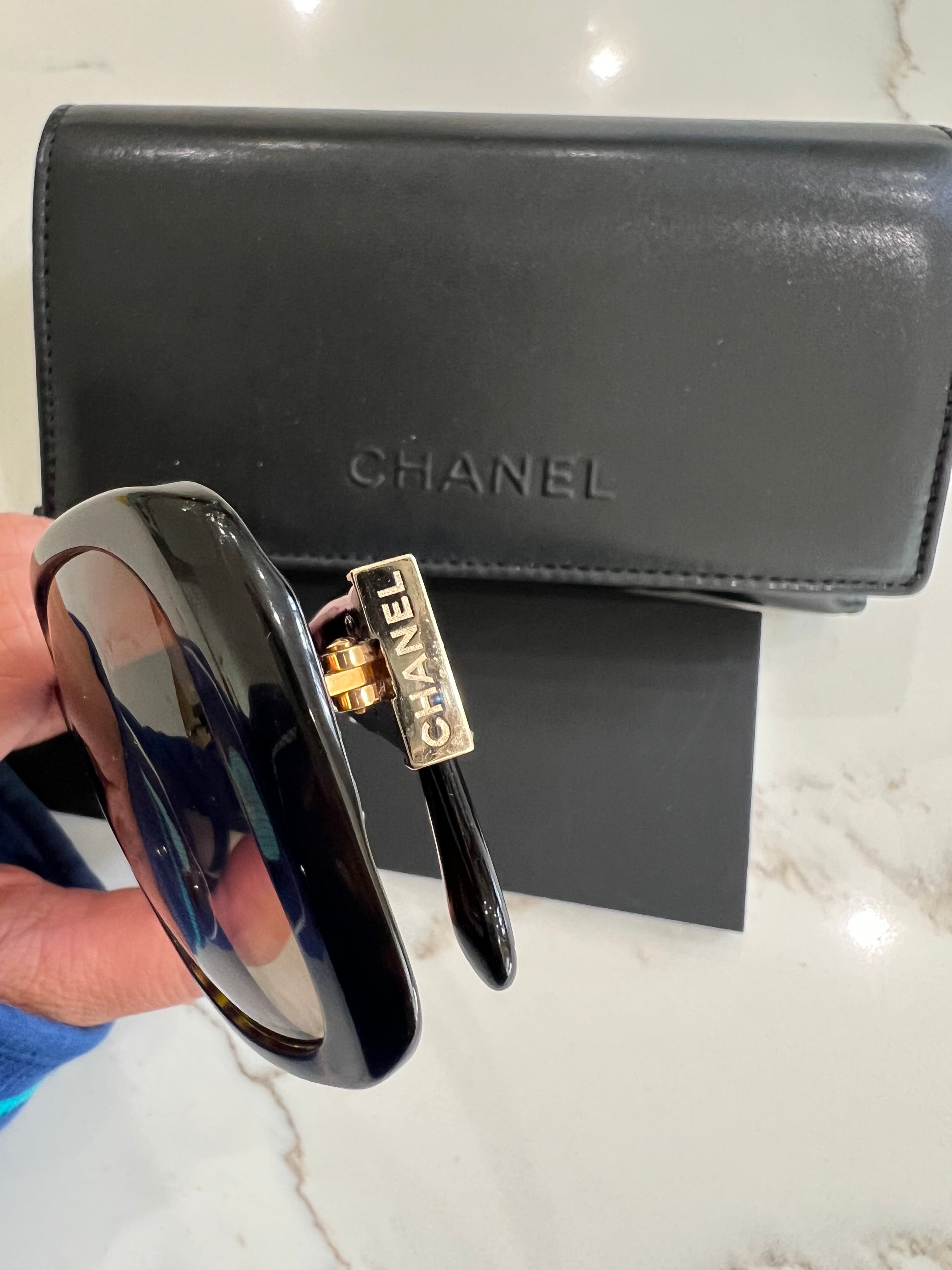 CHANEL CC Turnlock Sunglasses Tortoise