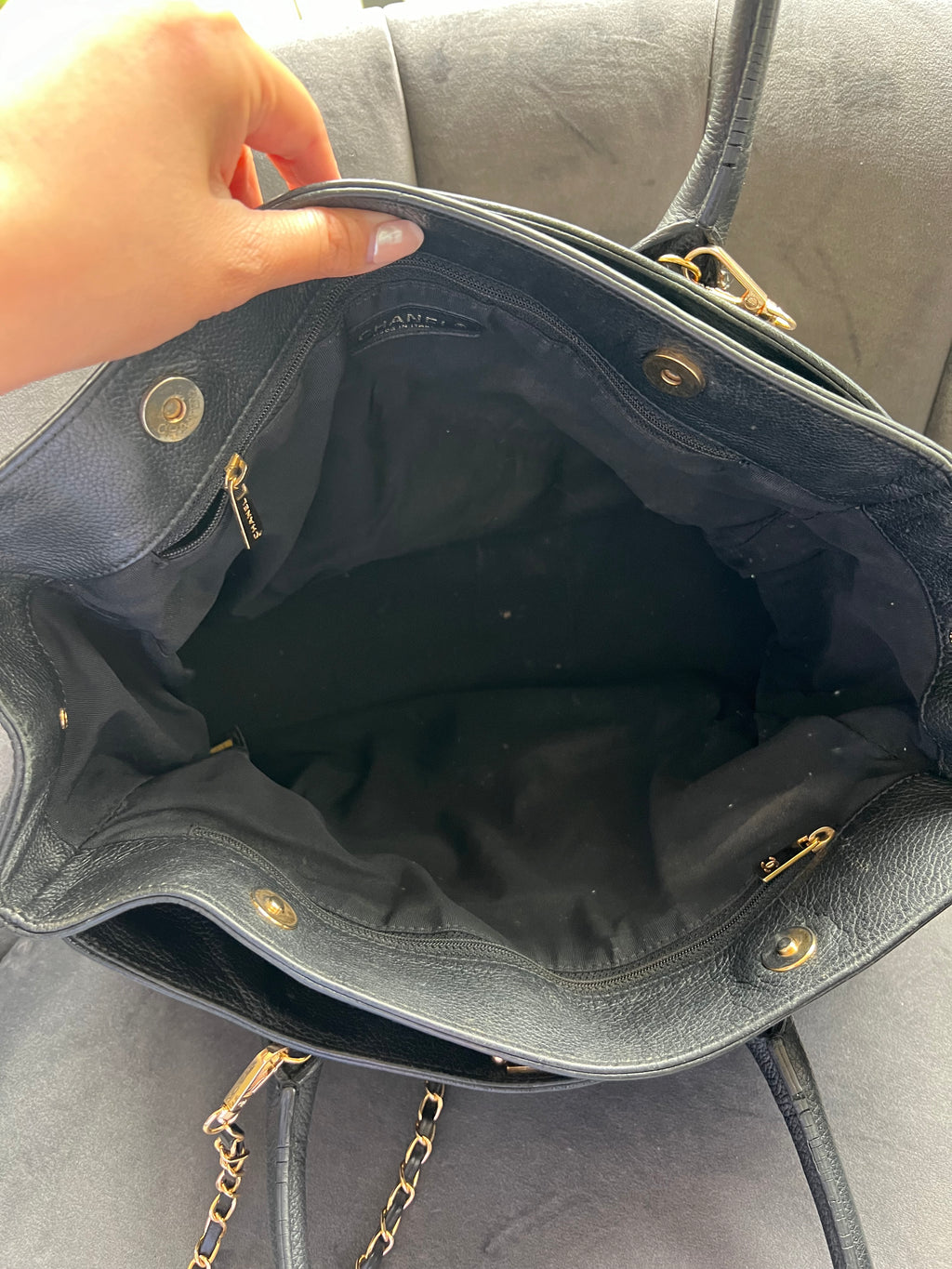 Chanel Caviar Executive Tote Bag 24k gold turn lock