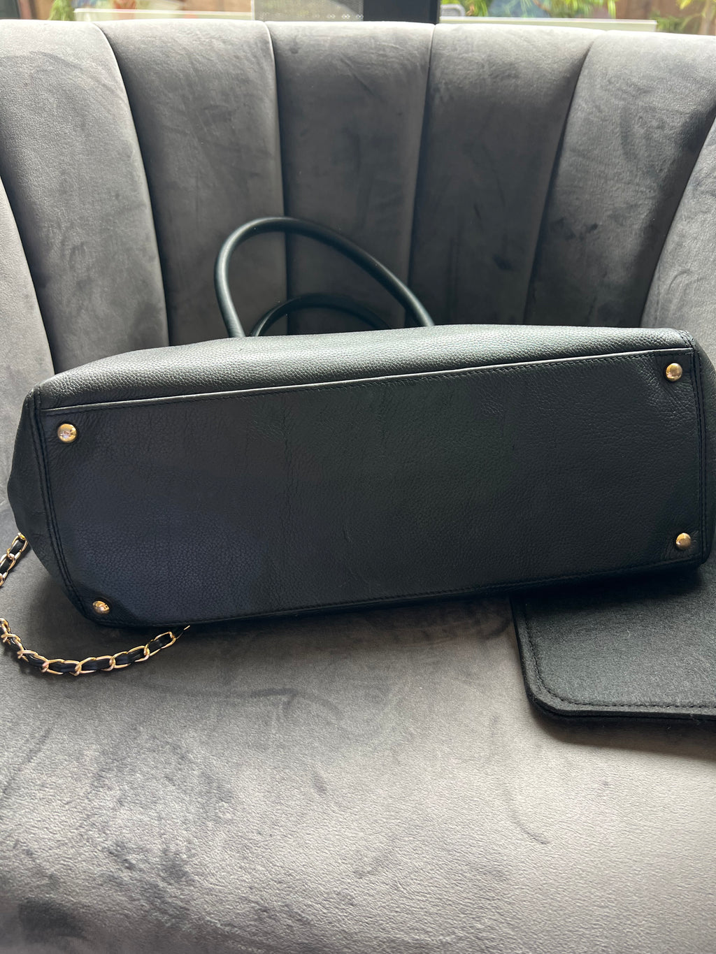 Chanel Caviar Executive Tote Bag 24k gold turn lock