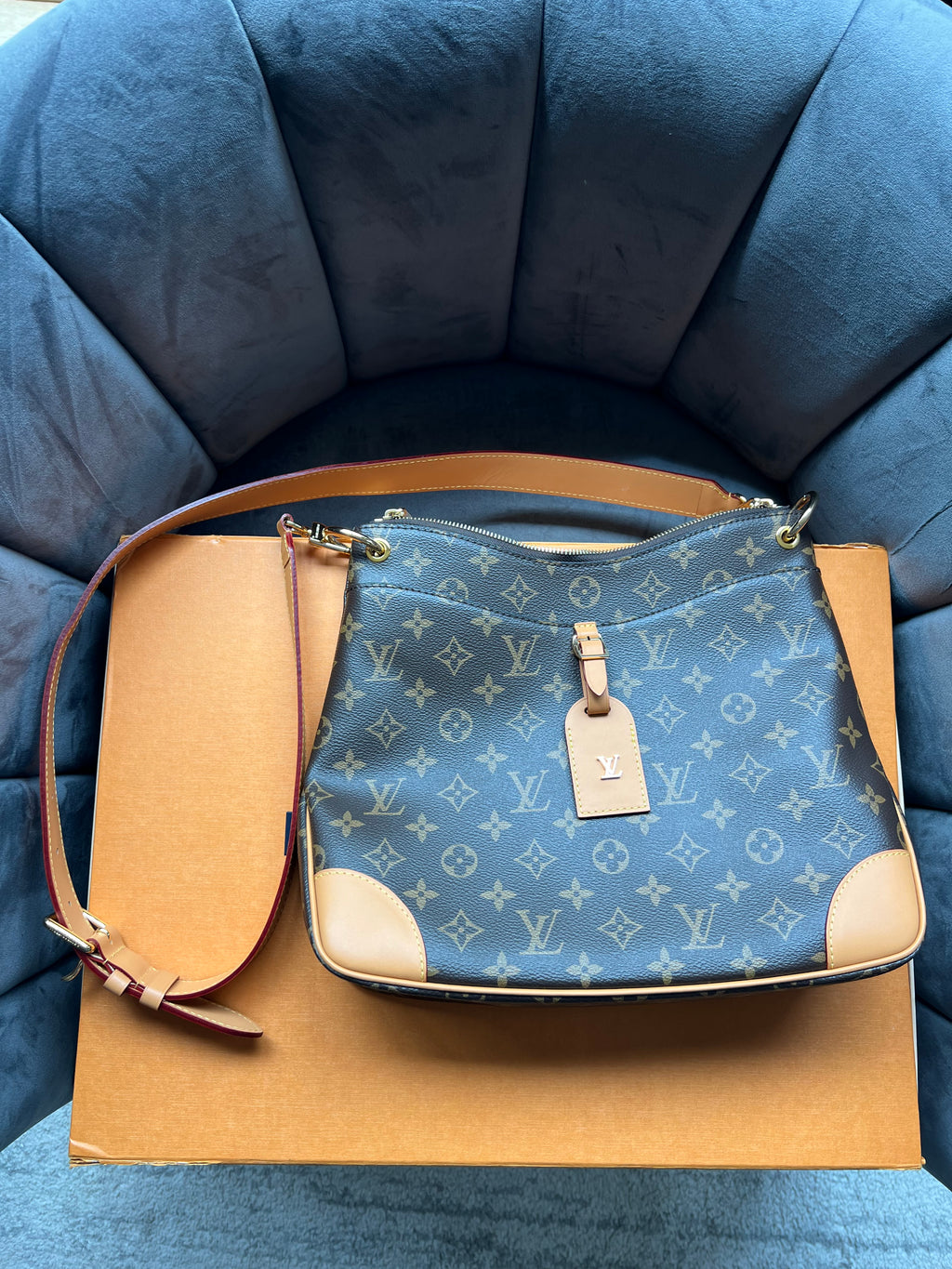 LV