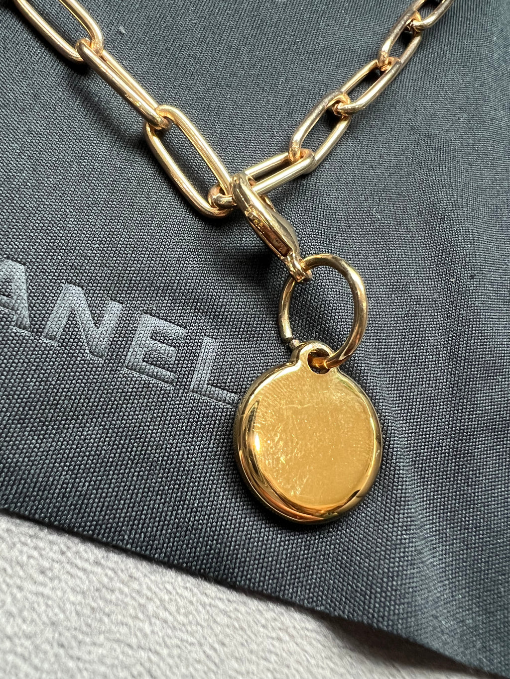 Chanel CC charm necklace - gold chain