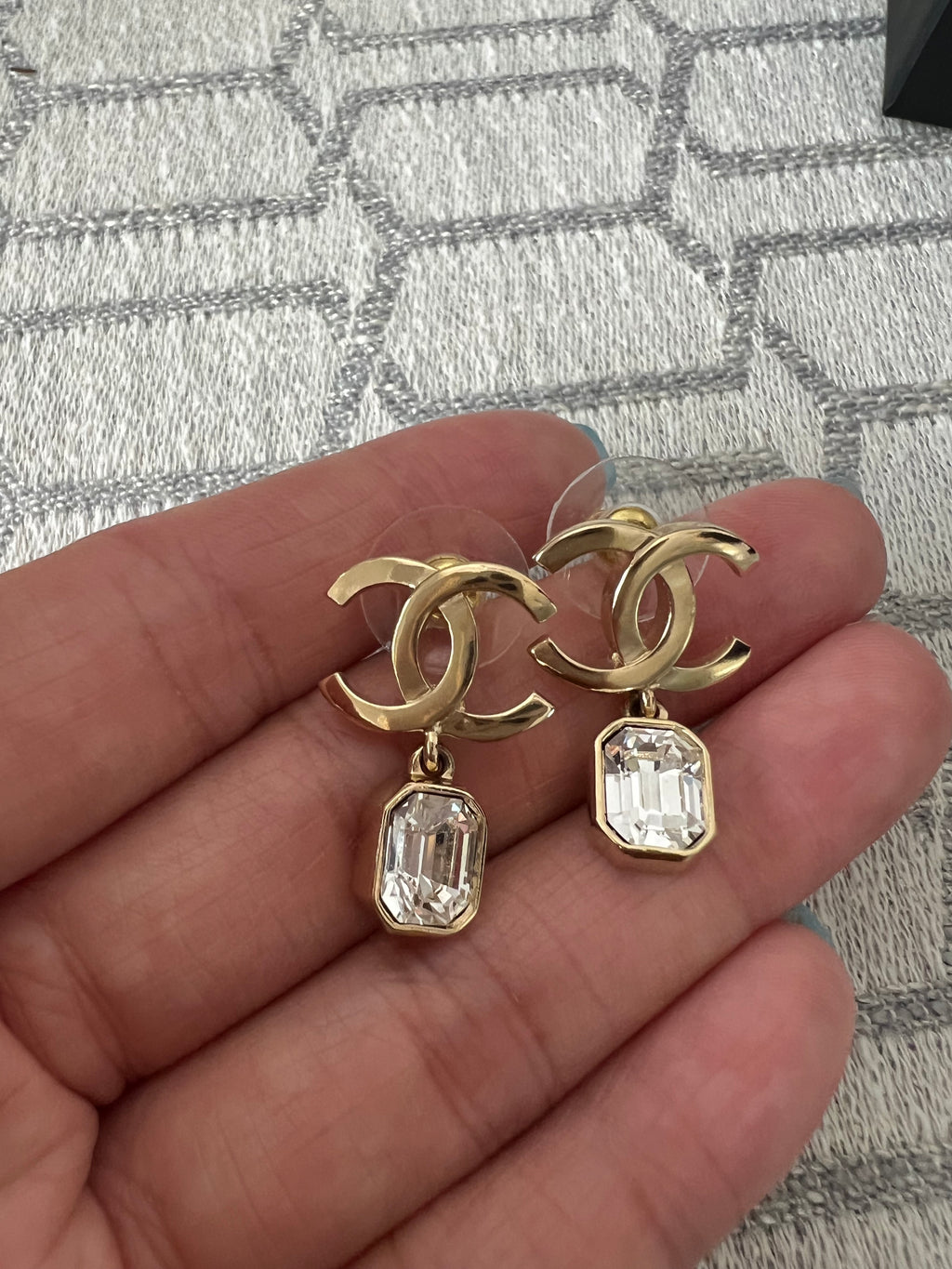 Chanel strass gold drop earrings