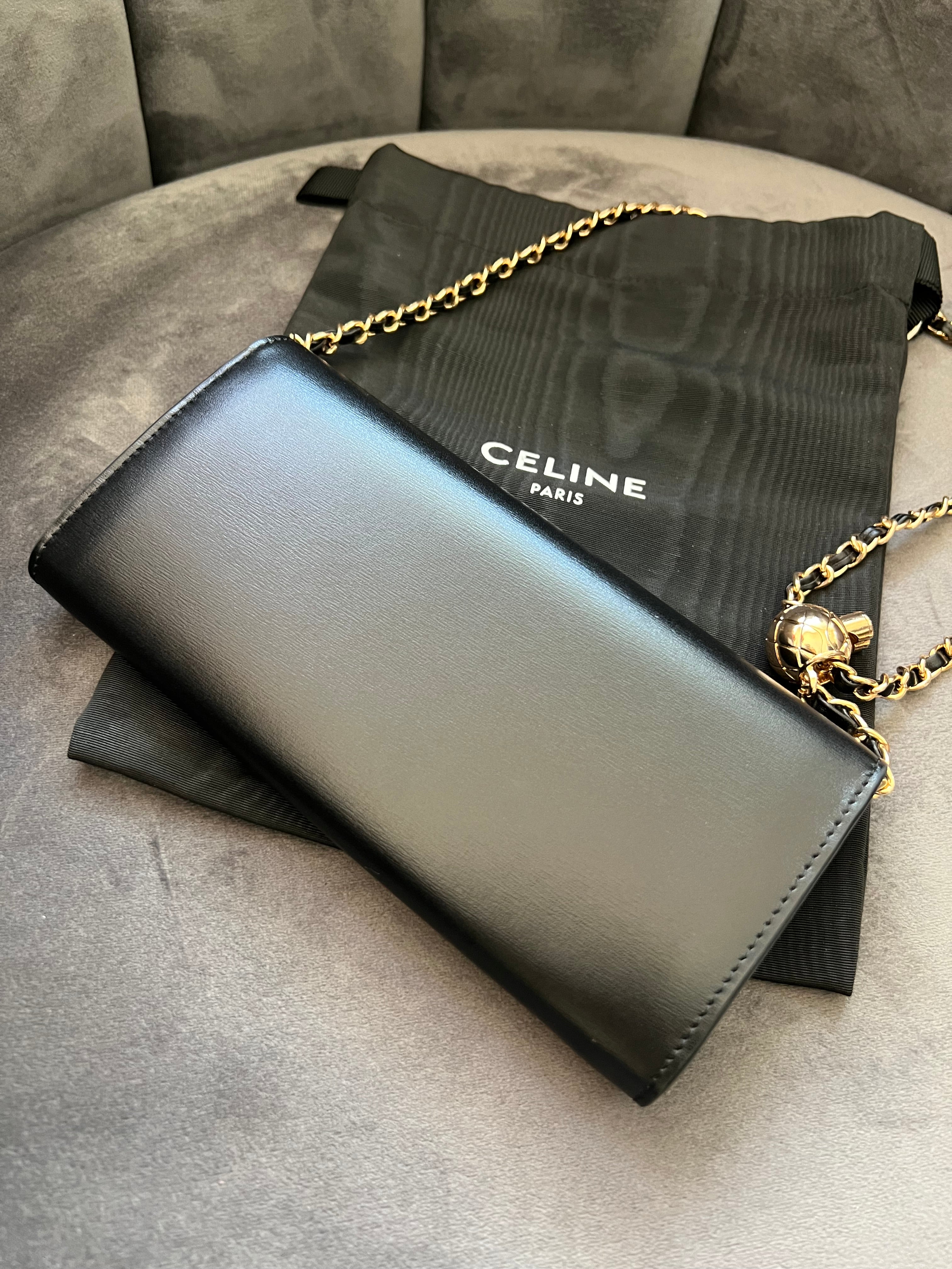 Celine Triomphe wallet on chain