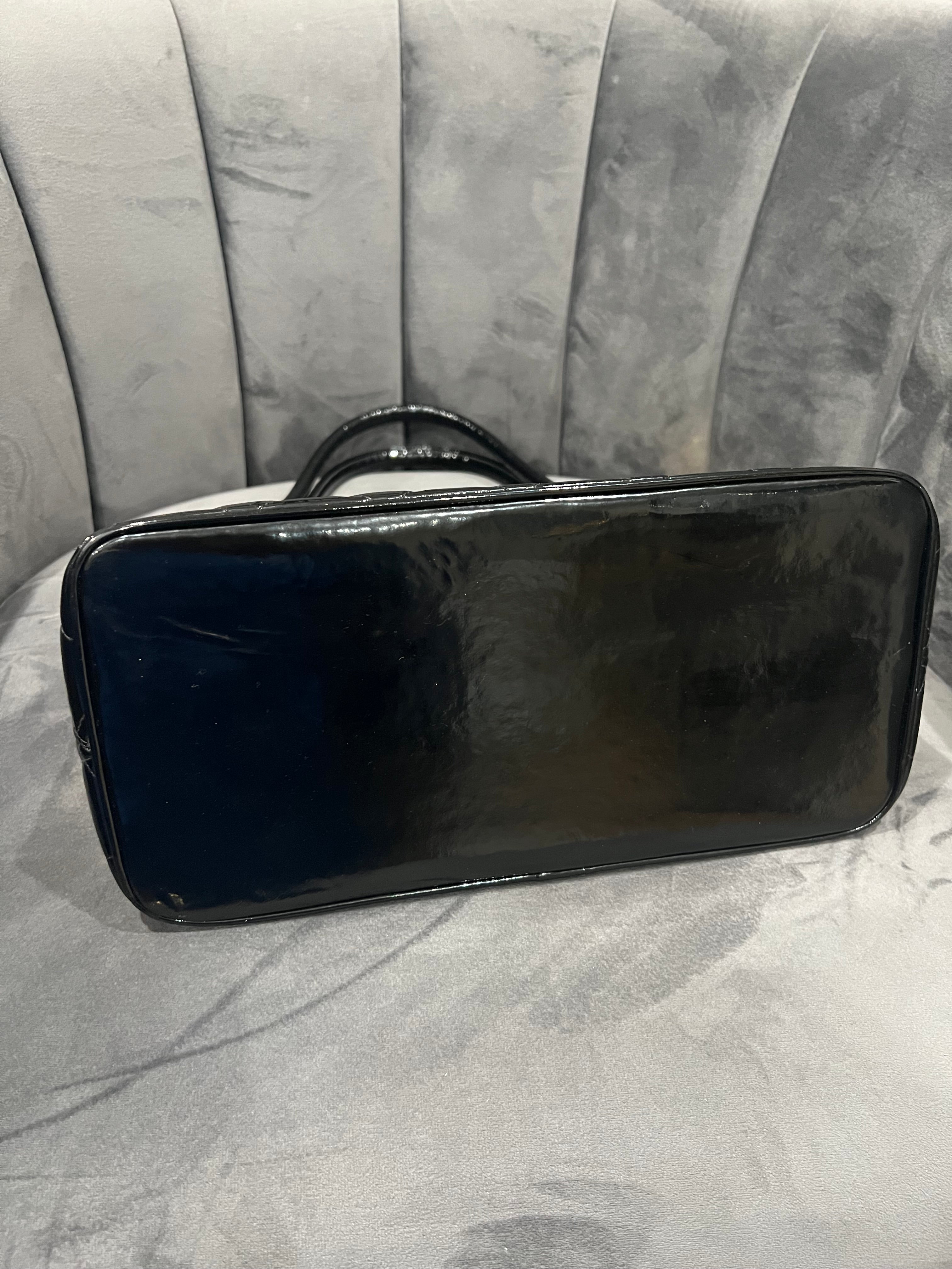 Chanel Medallion Tote Patent Black