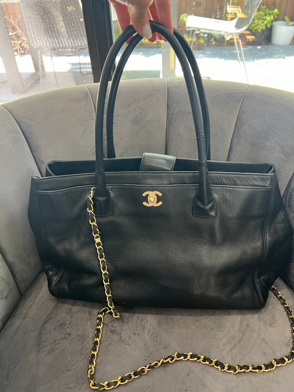 CHANEL Caviar Cerf Executive Tote bag