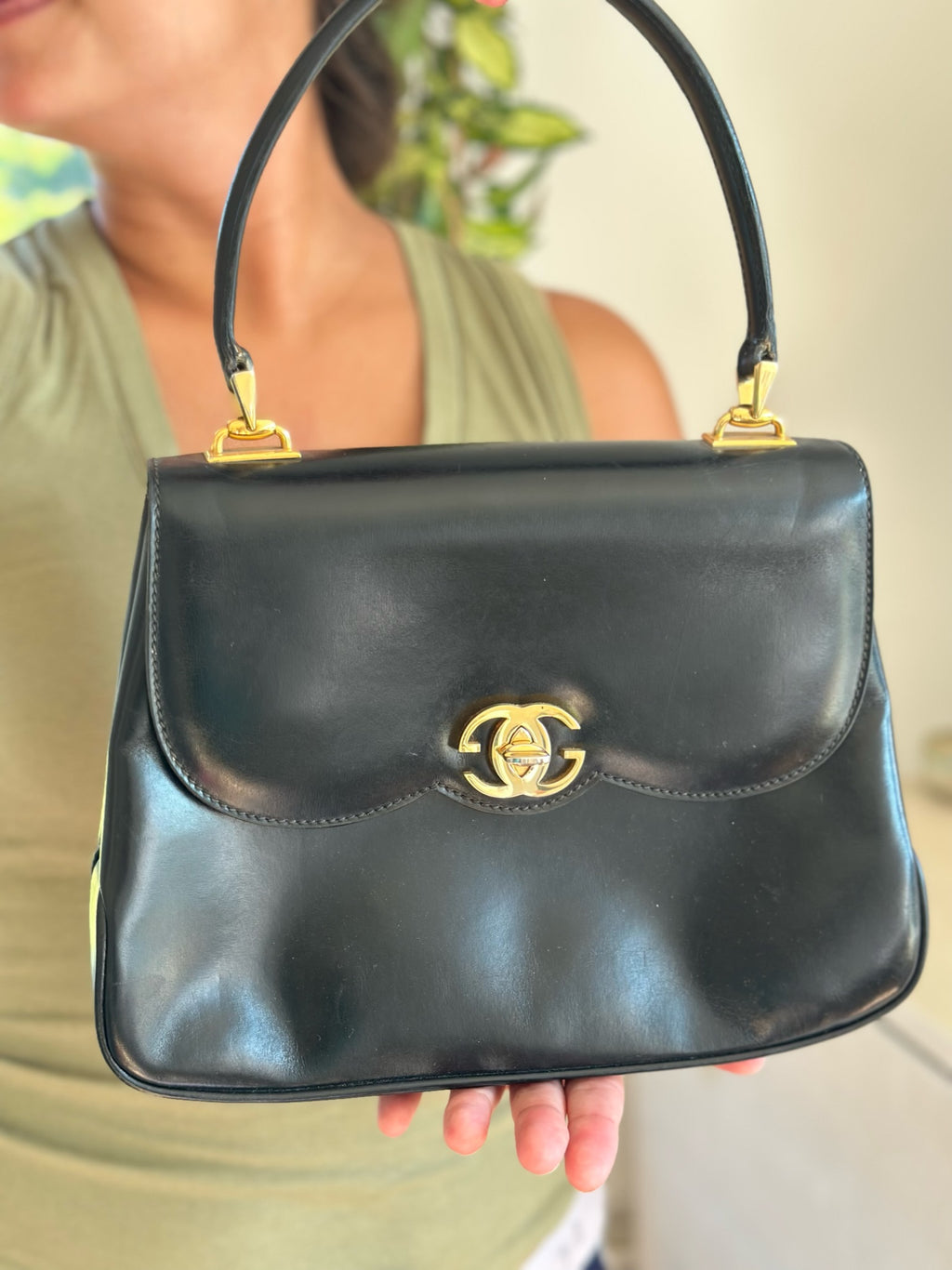 Vintage Gucci turn lock