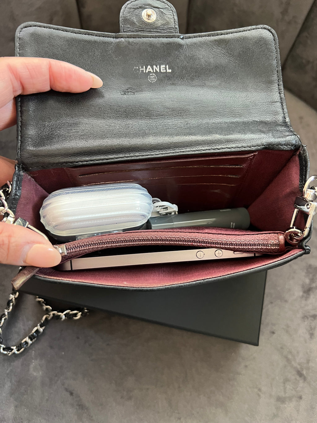 CHANEL Matelasse gusseted flap wallet on chain