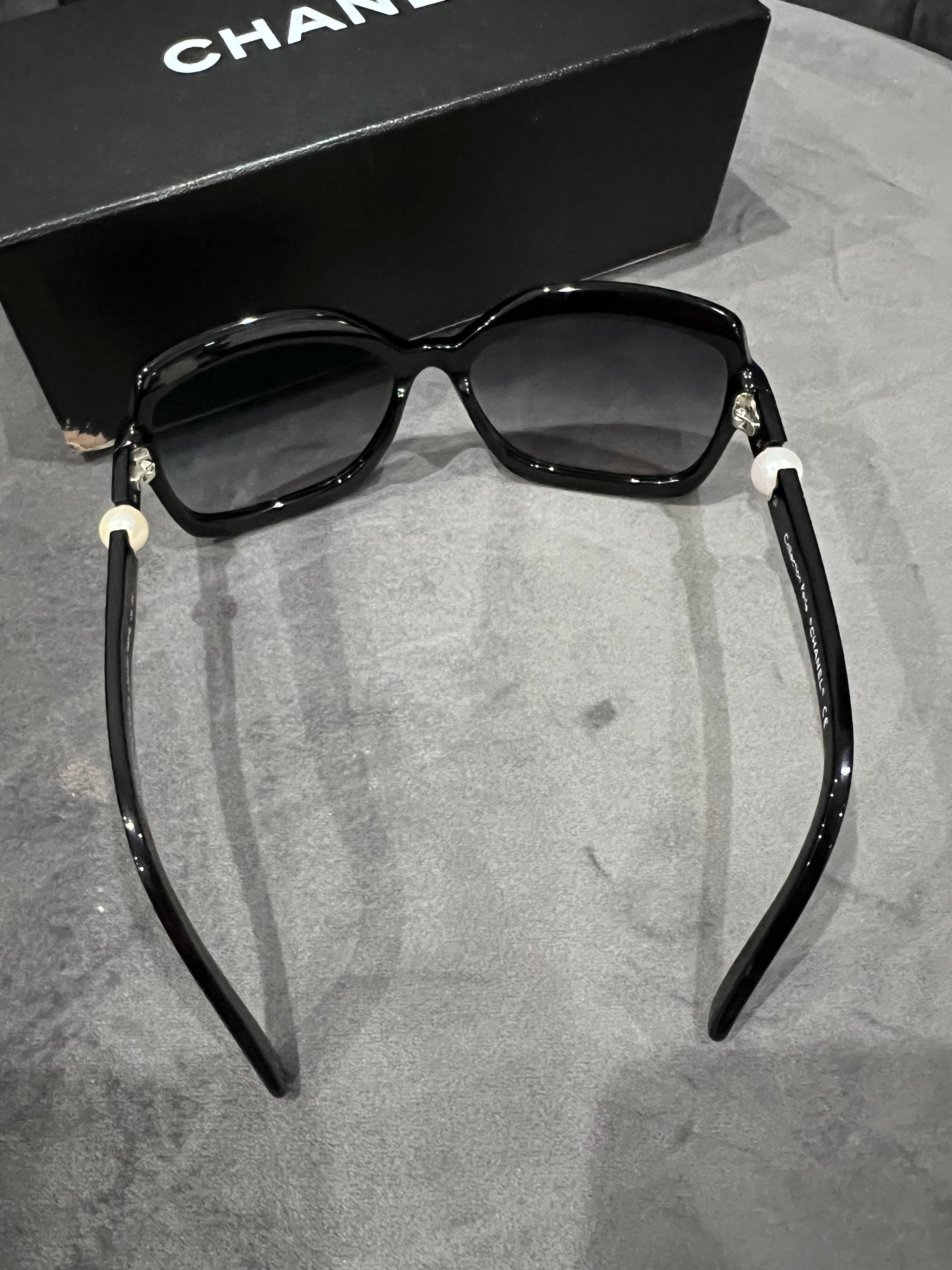 Chanel Pearl Sunglasses 5132-H Black