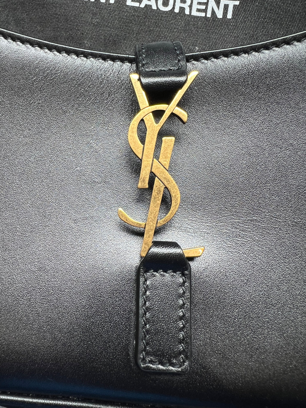 Yves Saint Laurent Le 5 A 7 Hobo Bag