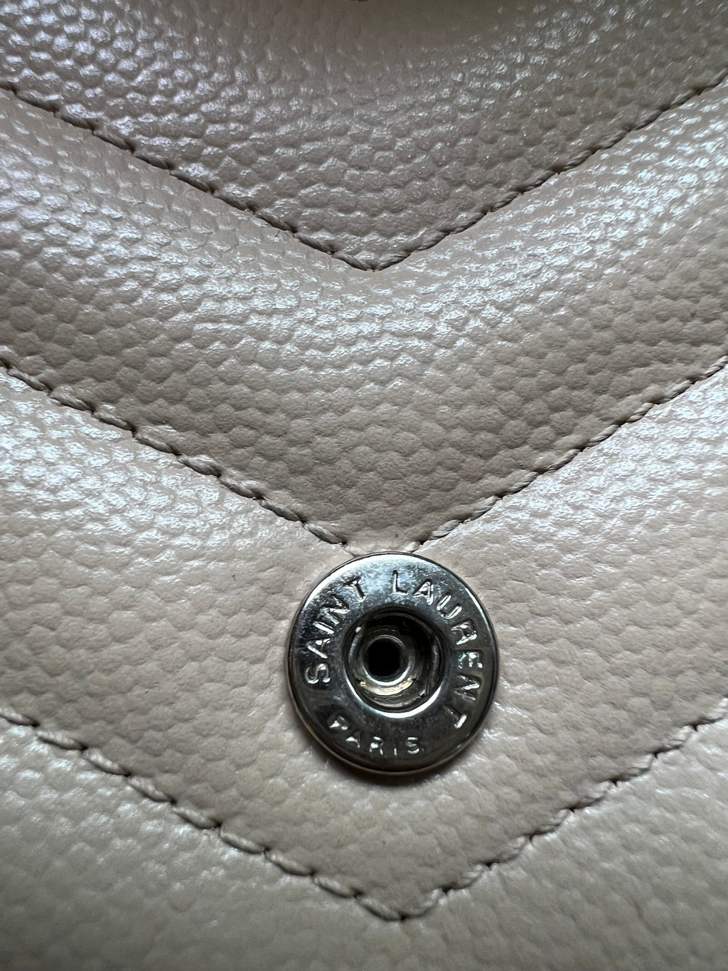 Beige YSL cassandre wallet on chain