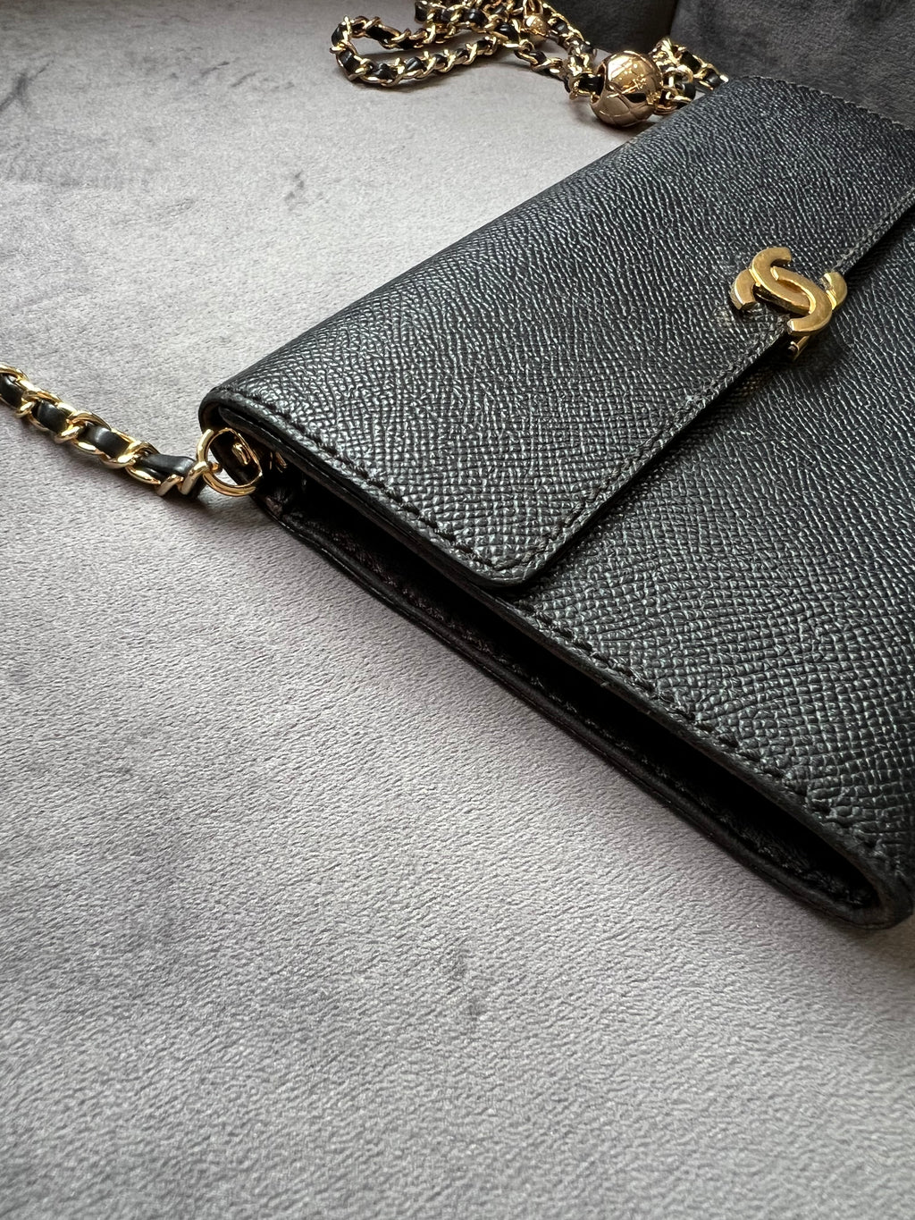 Chanel caviar black wallet on chain
