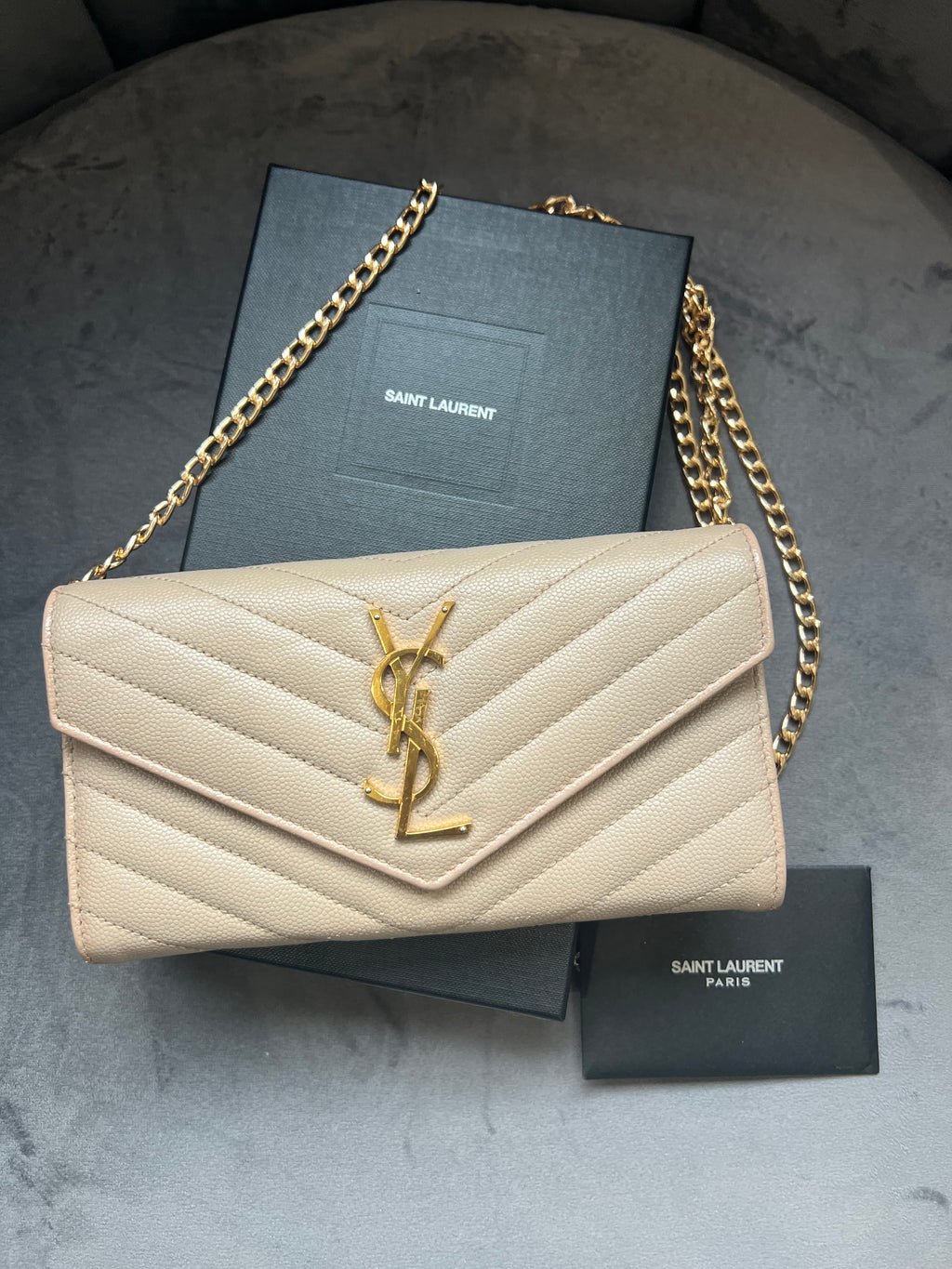 Beige YSL cassandre wallet on chain