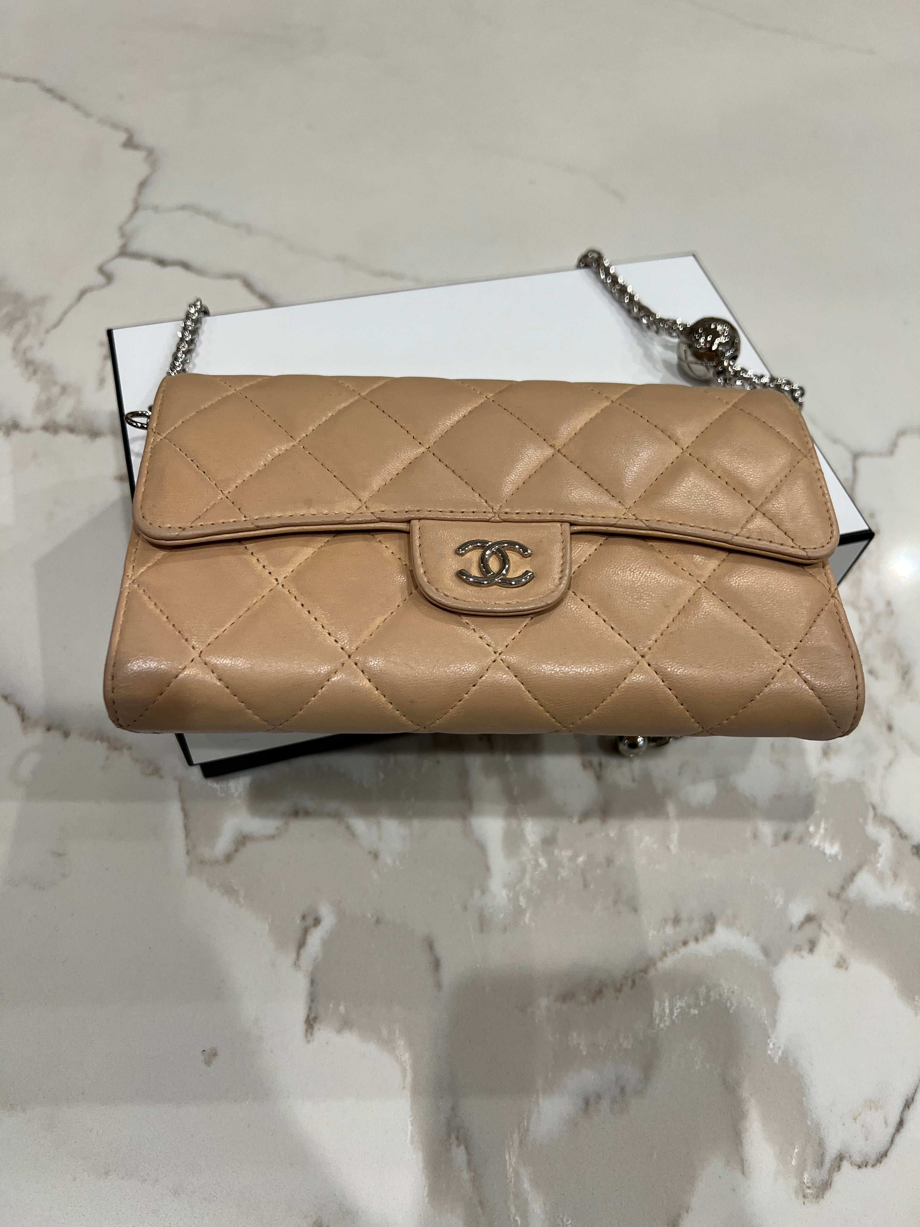 Chanel timeless classic wallet on chain
