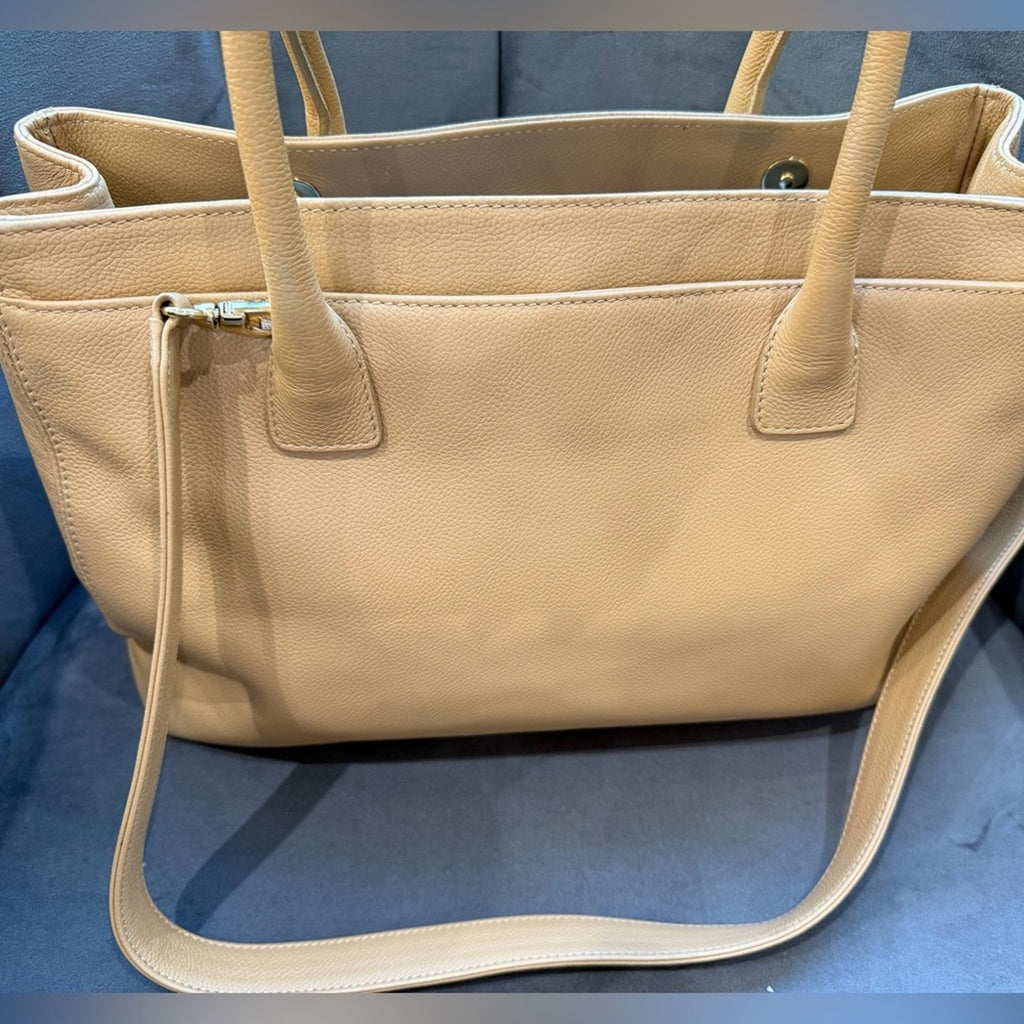 CHANEL Cerf Executive Tote Bag Beige