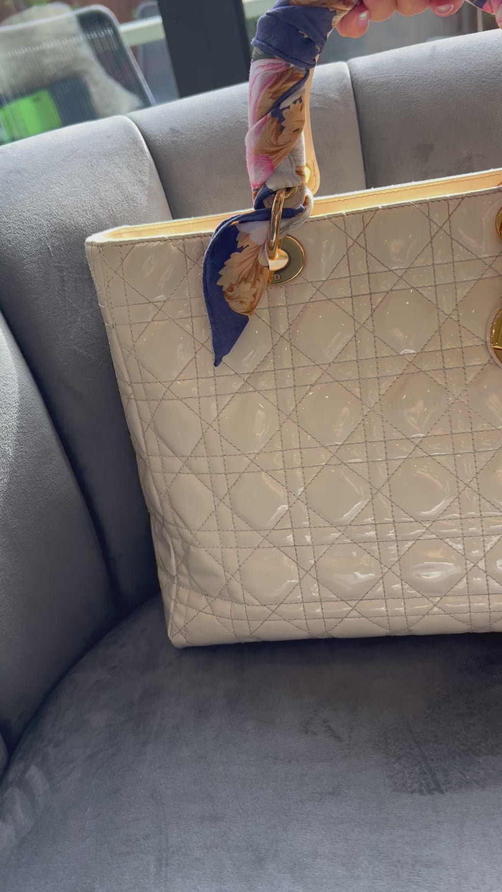 CHRISTIAN DIOR Patent Cannage Large Lady Dior Ivory