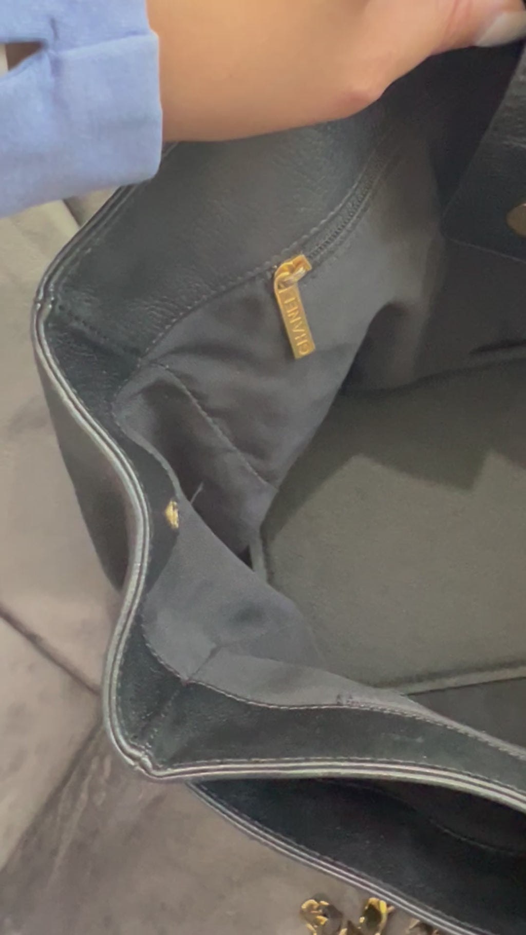 CHANEL Caviar Cerf Executive Tote bag